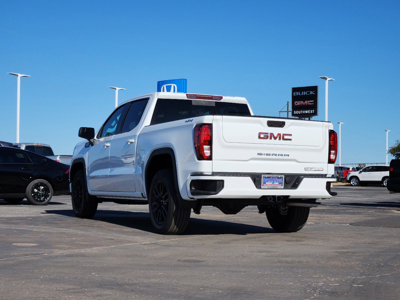 2025 GMC Sierra 1500 Elevation 4