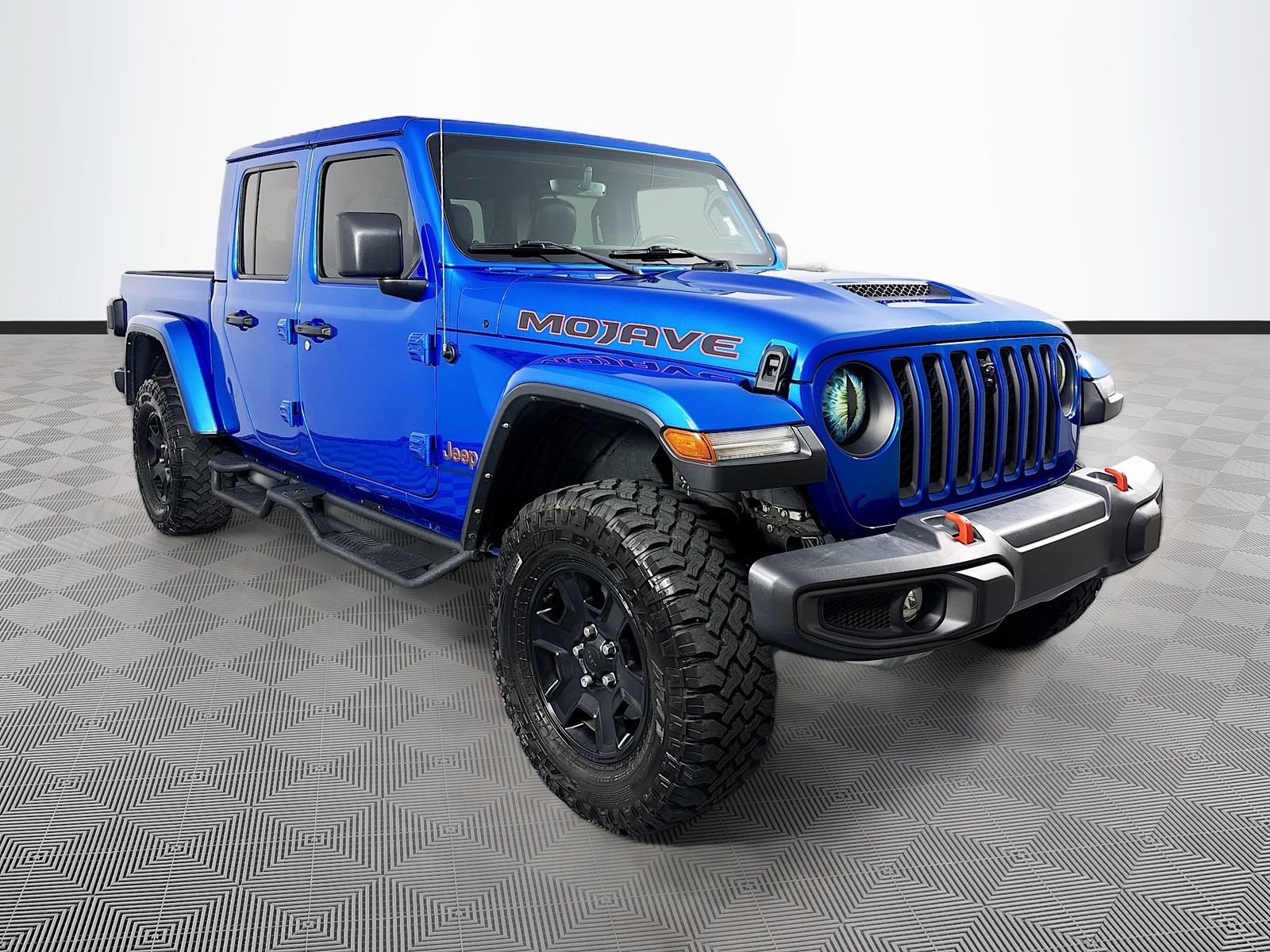 Hydro Blue Pearlcoat 2022 Jeep Gladiator Pickup Truck Four-Wheel Drive 8-Speed Automatic