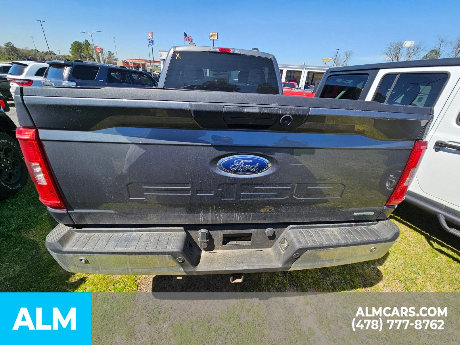 2022 Ford F-150 XLT photo 8