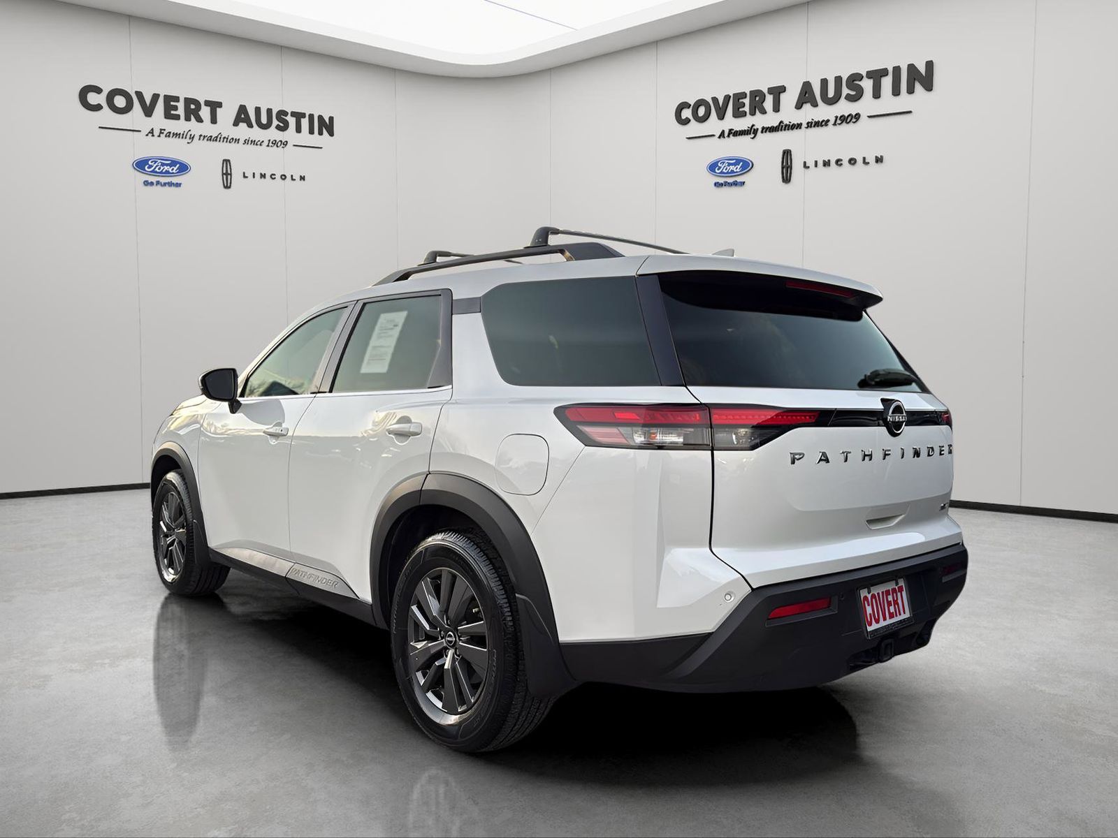 Used Car 2022 Nissan Pathfinder  Sv For Sale Under $25,000 In Austin, Texas