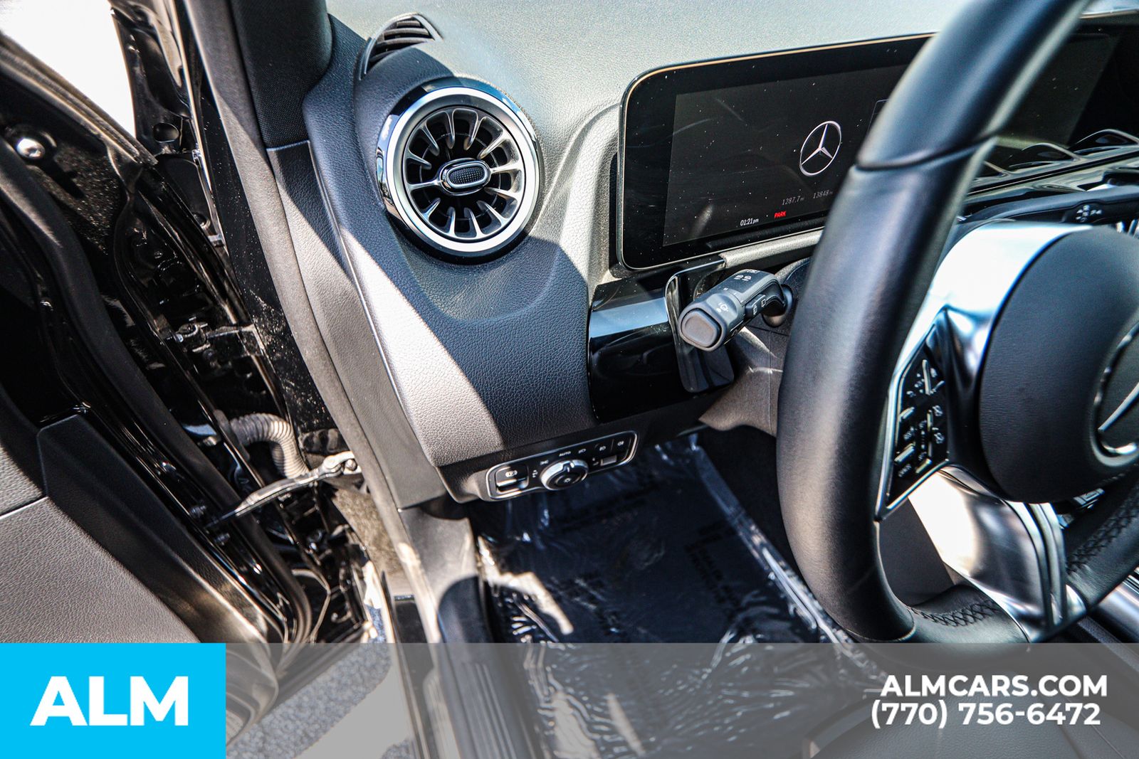 2025 Mercedes Benz GLA 250 photo 34