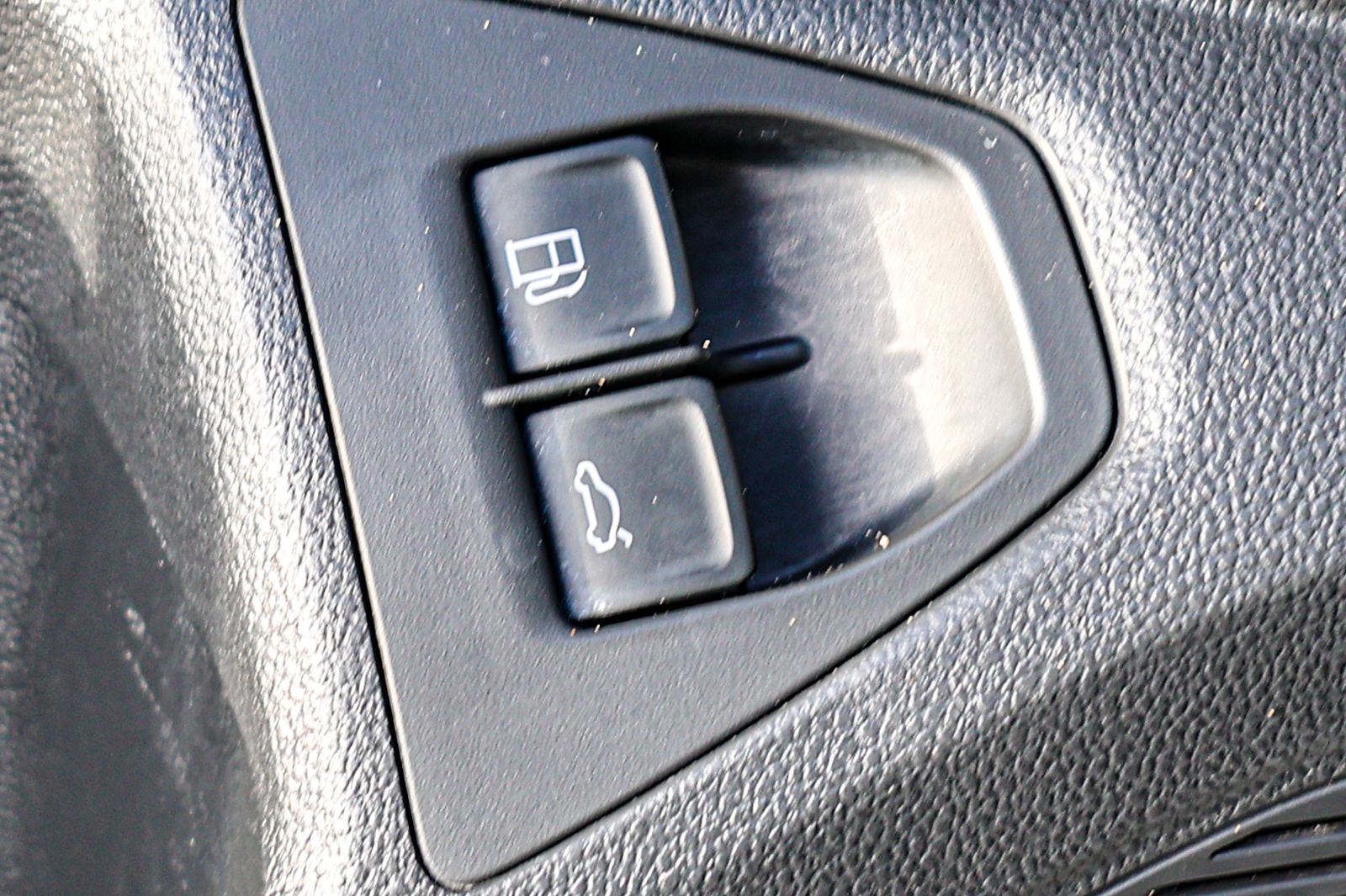Used 2024 Gray Volkswagen 1.5T SE image 37