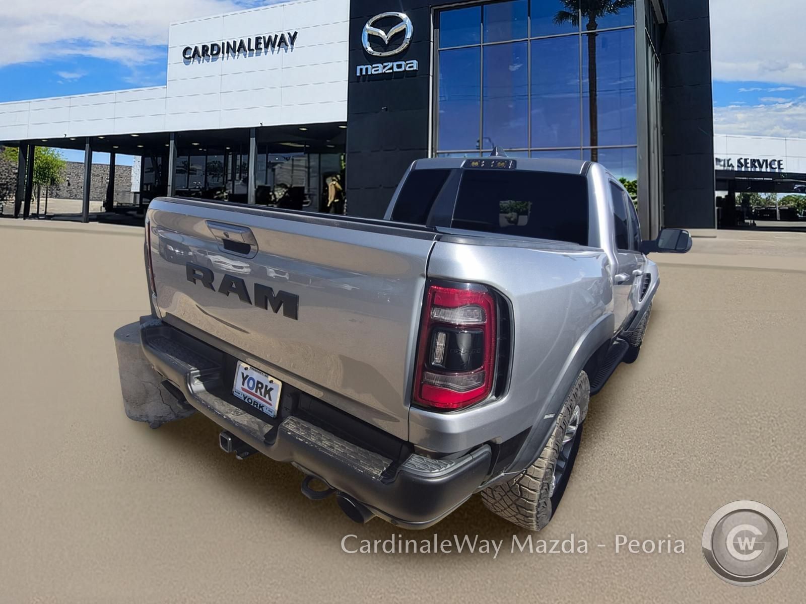 View vehicle photo 4