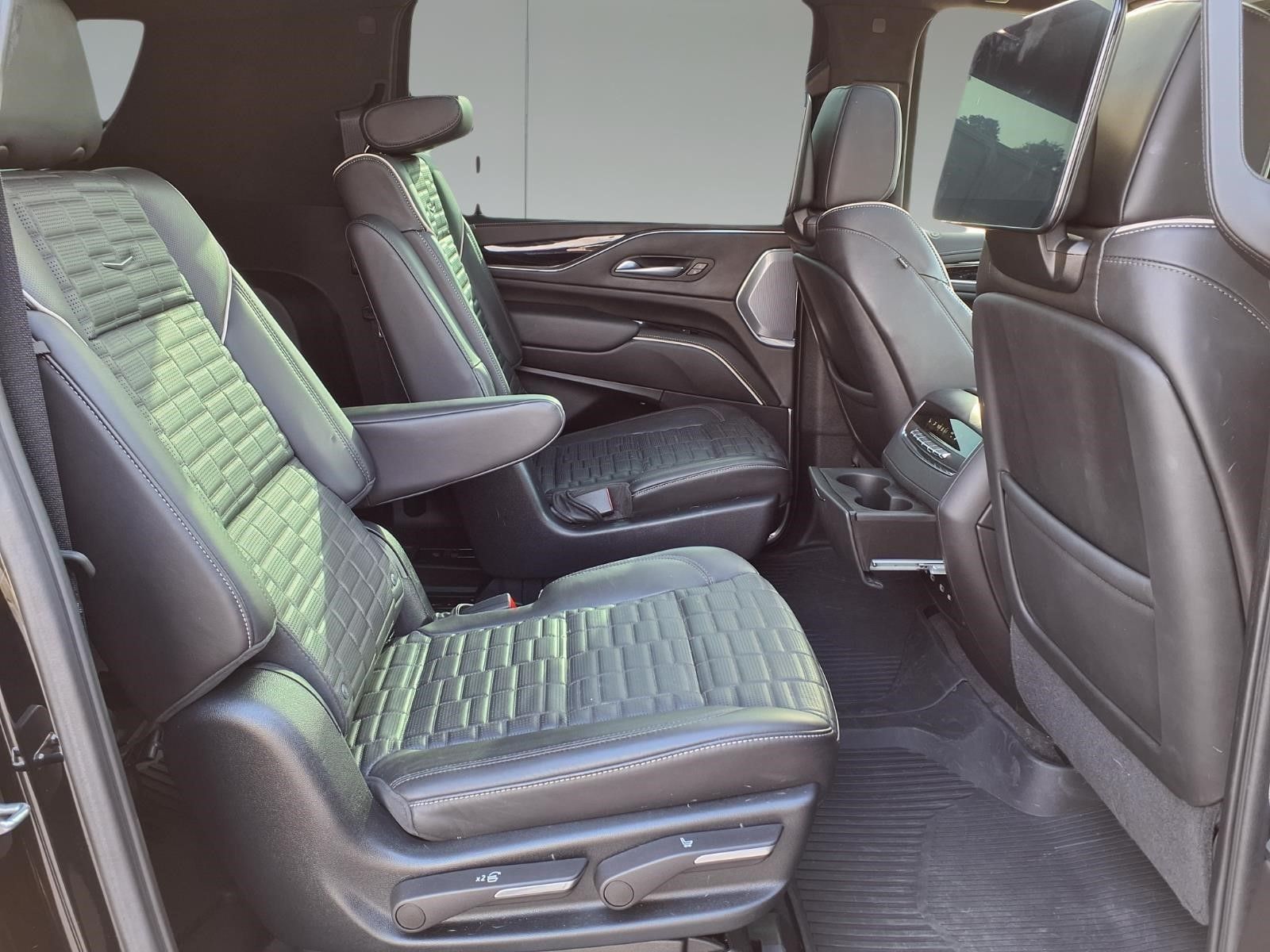 2023 Cadillac Escalade ESV V-Series Black at Bayway Cadillac Southwest
