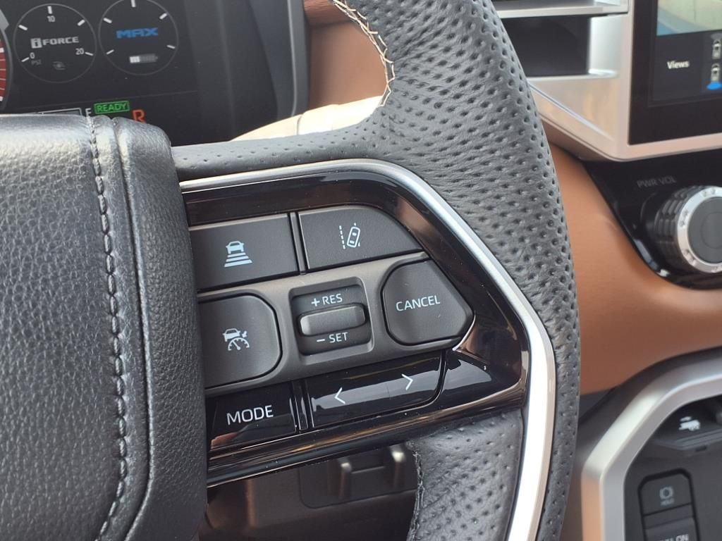 2025 Toyota Tundra Hybrid 1794 Edition - 11