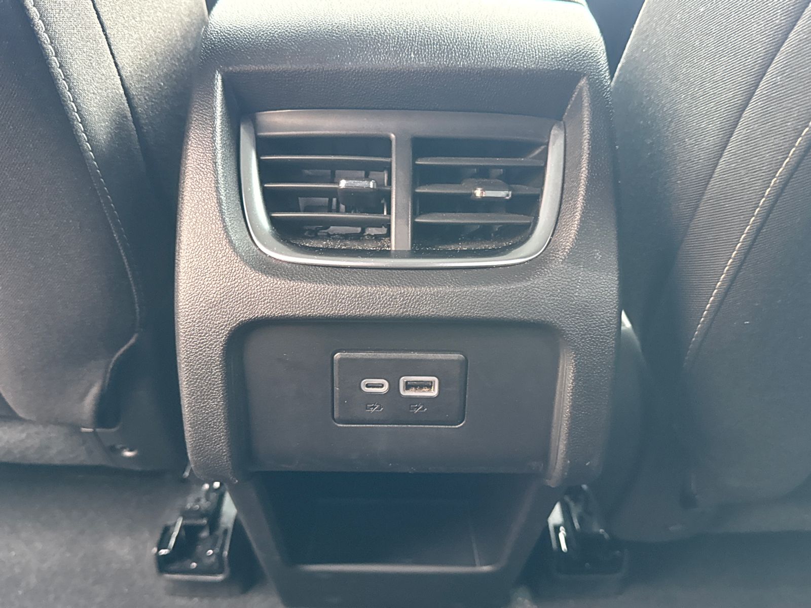 Used 2025 Summit White Chevrolet LT image 24