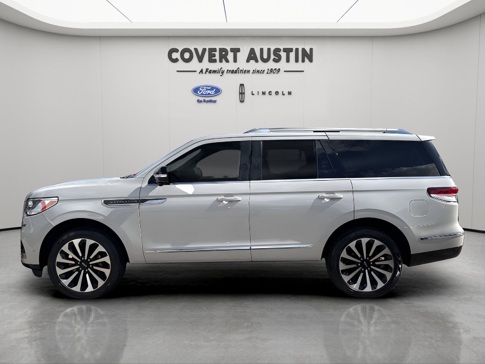 Used Car 2024 Lincoln Navigator  Reserve For Sale Under $60,000 In Austin, Texas