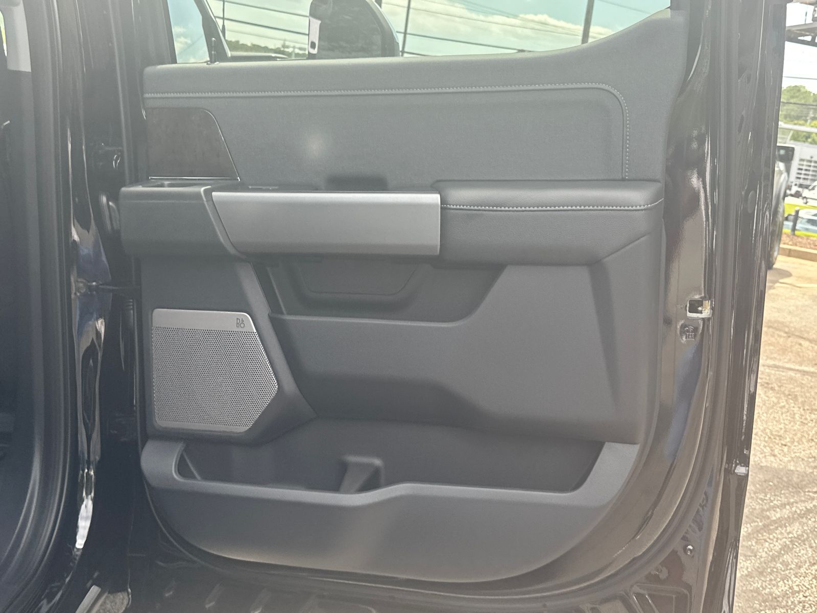 New 2026 Agate Black Metallic Ford F-250® Lariat® image 17