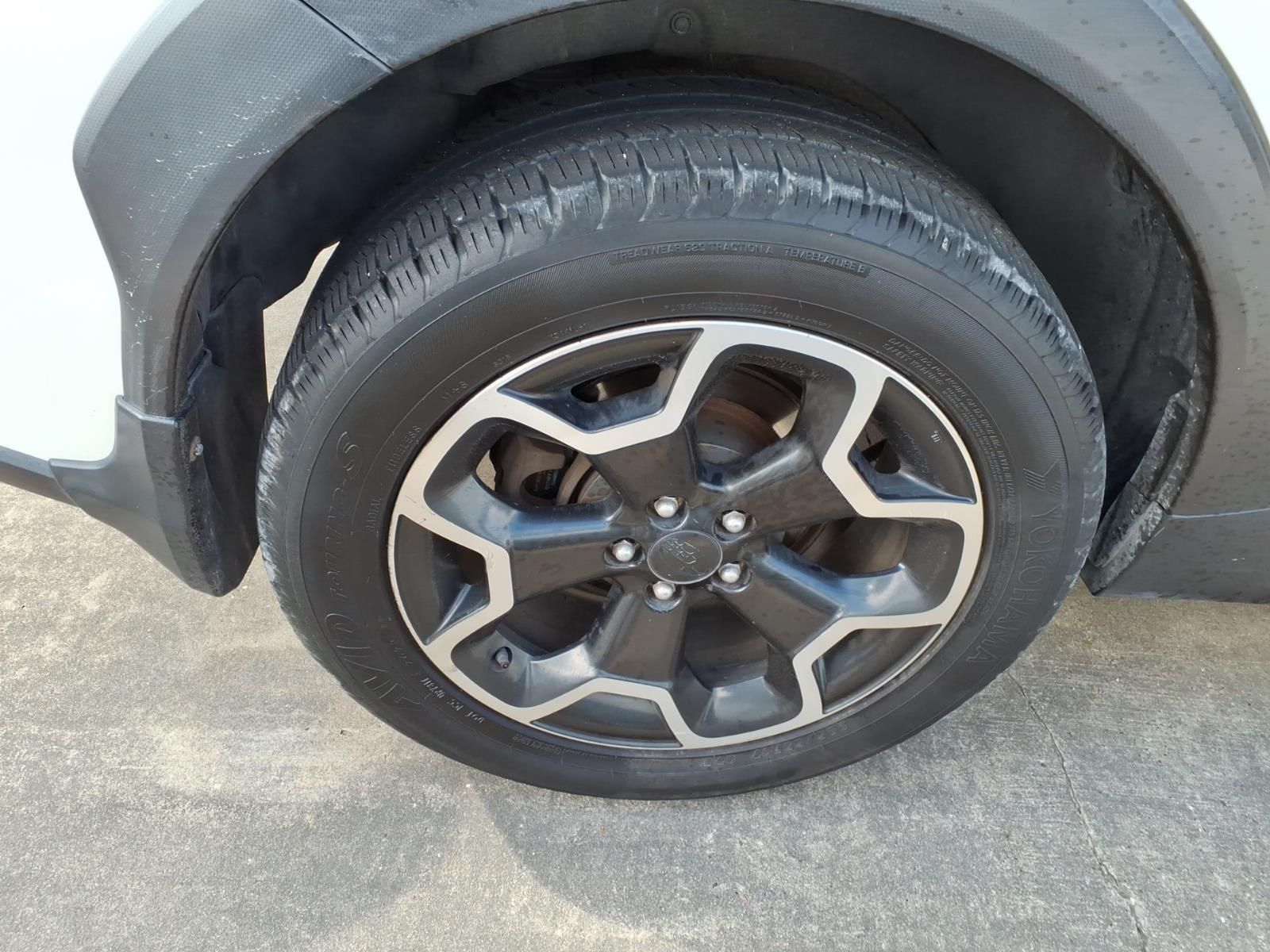 2015 Subaru XV Crosstrek 2.0i Premium White at AutoSavvy Houston Northwest