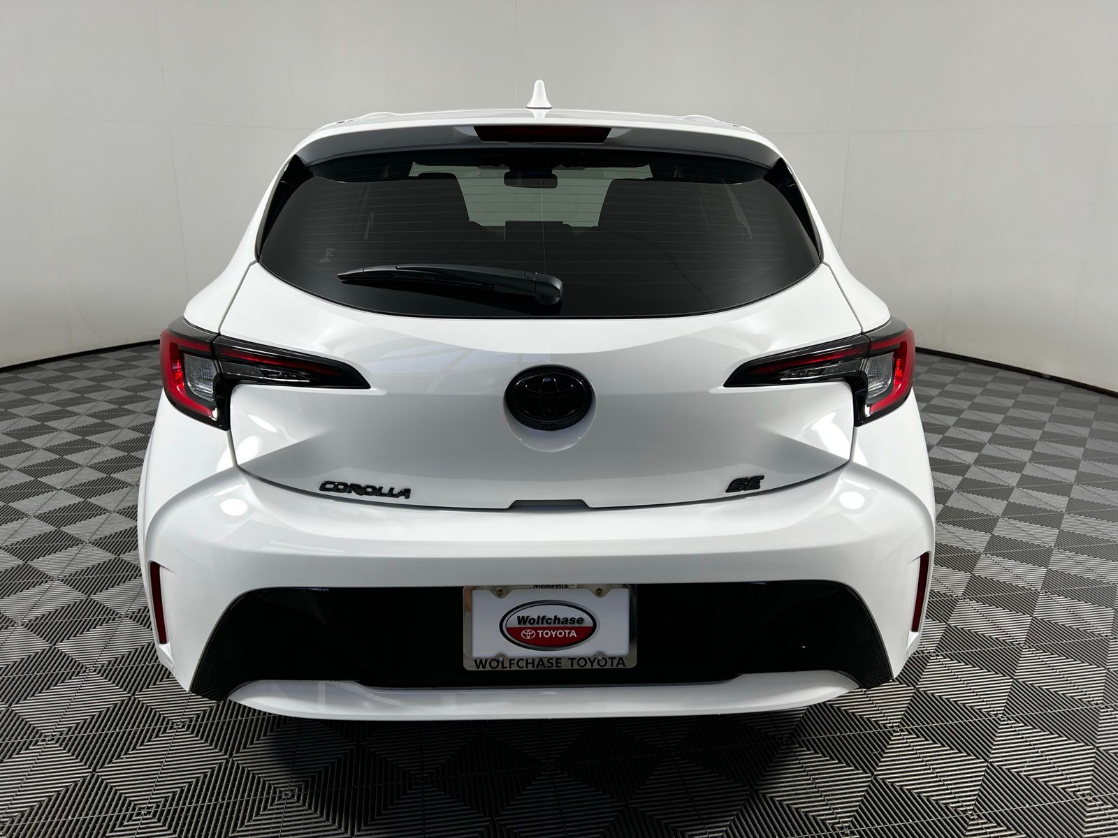 Thumbnail: 2025 Toyota Corolla - 6