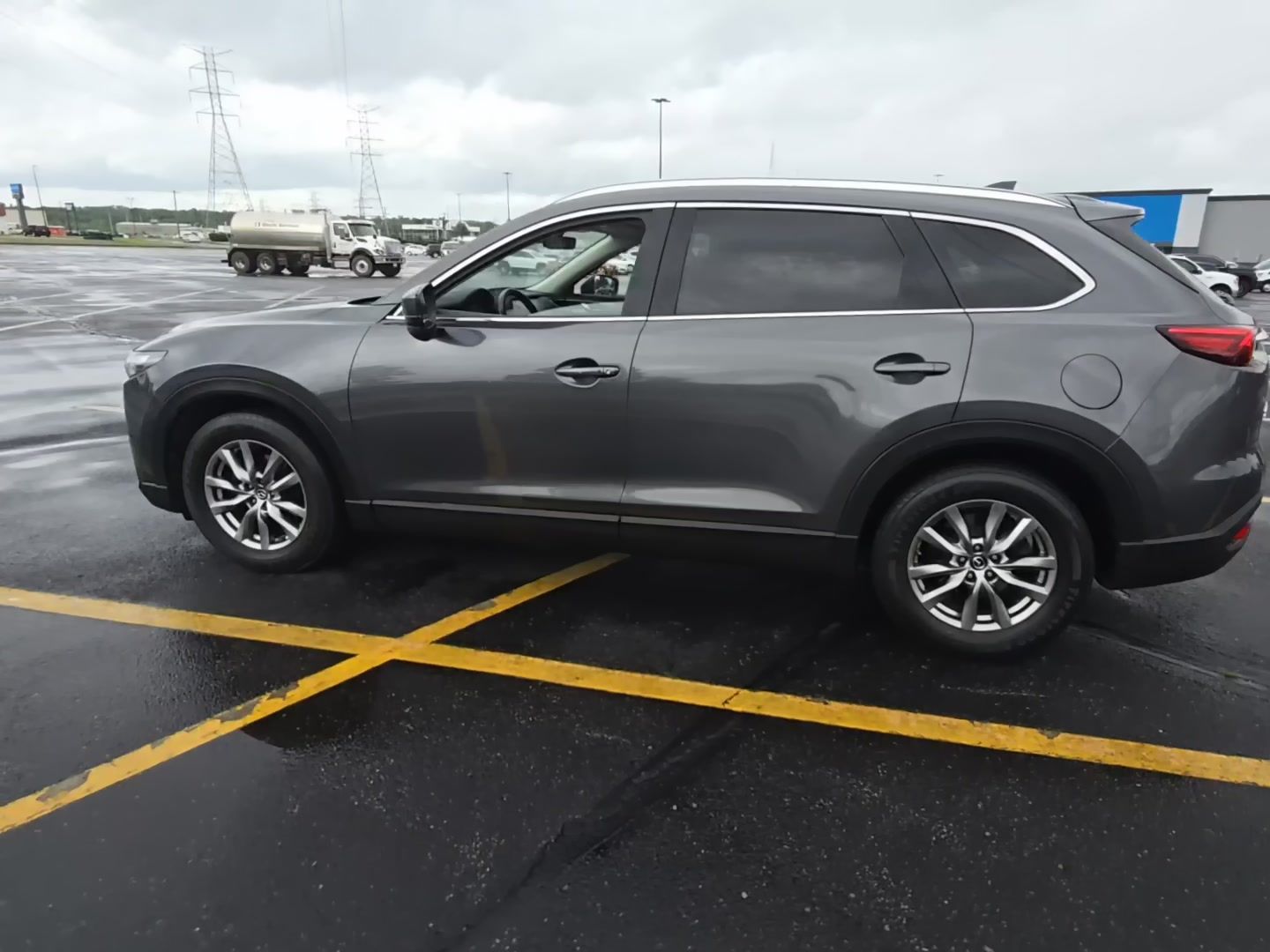 2019 Mazda CX-9 Touring AWD's photo