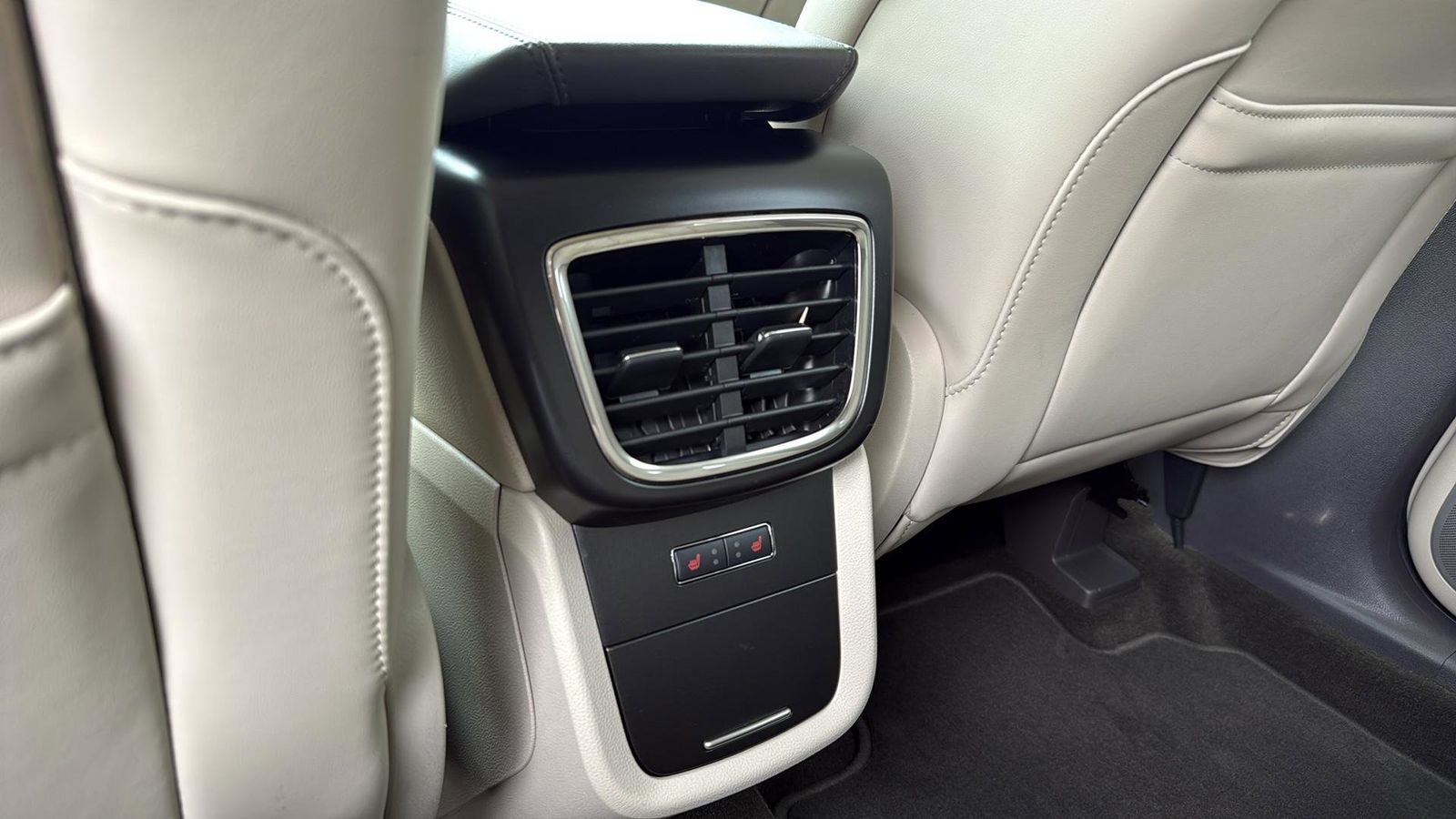 Used Car 2020 Lincoln Nautilus  Reserve For Sale Under $30,000 In Austin, Texas