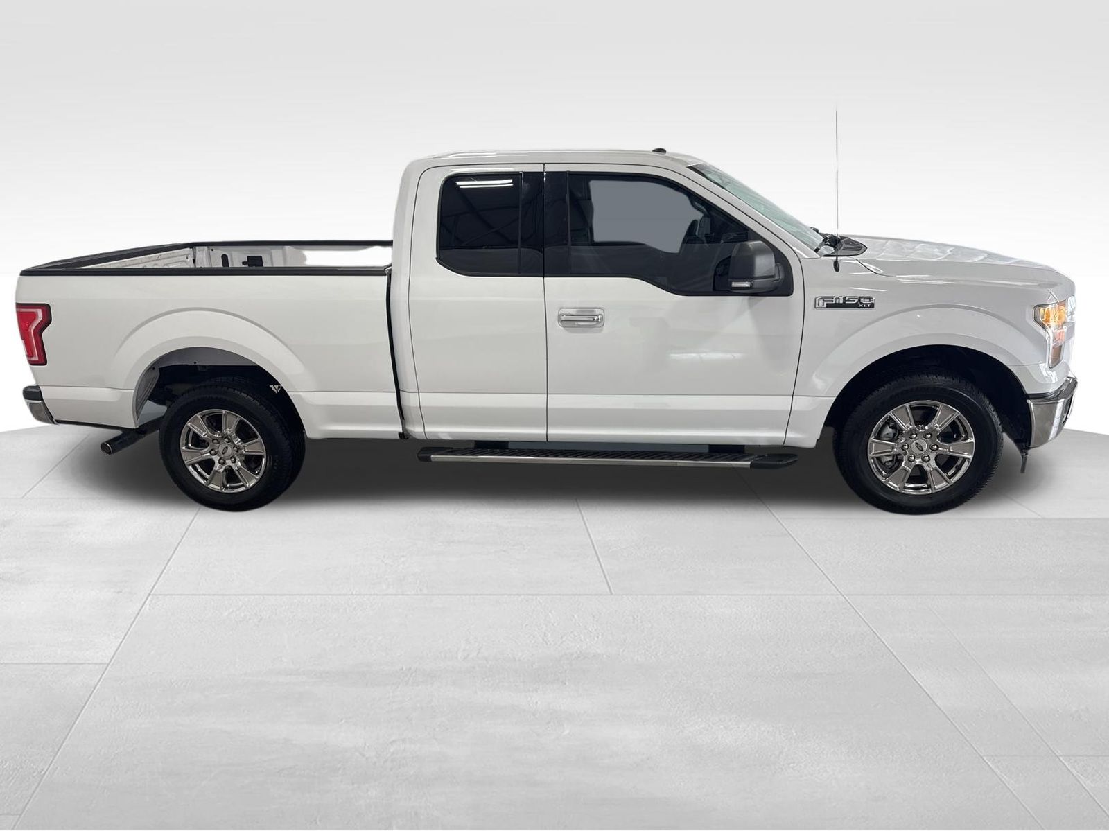 Used Car 2017 Ford F-150  Xlt For Sale Under $20,000 In Austin, Texas