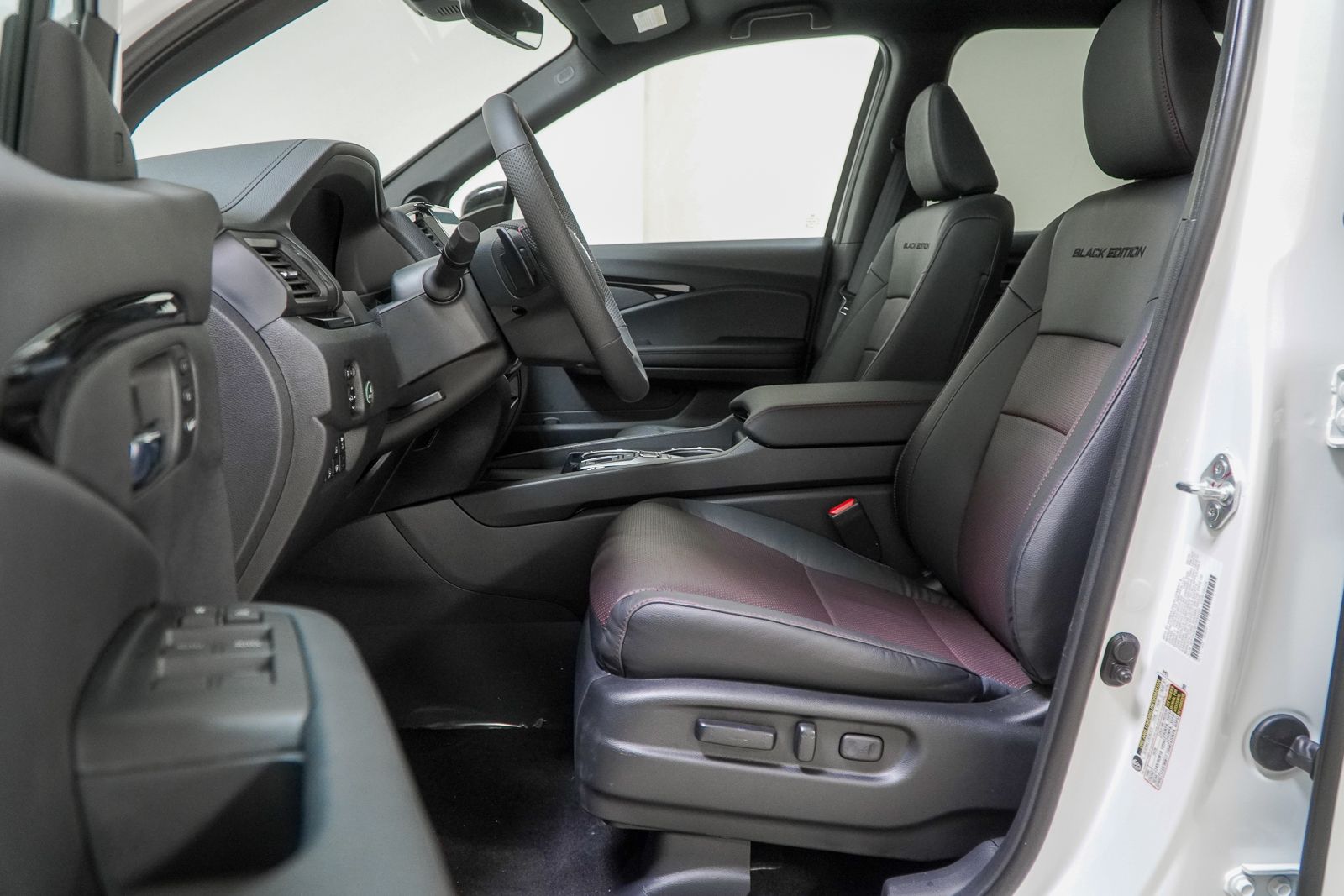 2026 Honda Ridgeline Black Edition - Photo 16