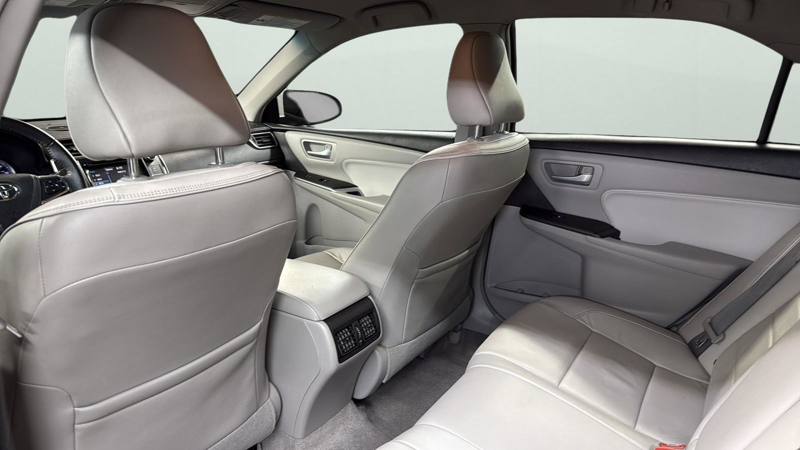 Used Car 2017 Toyota Camry  Xle For Sale Under $15,000 In Austin, Texas