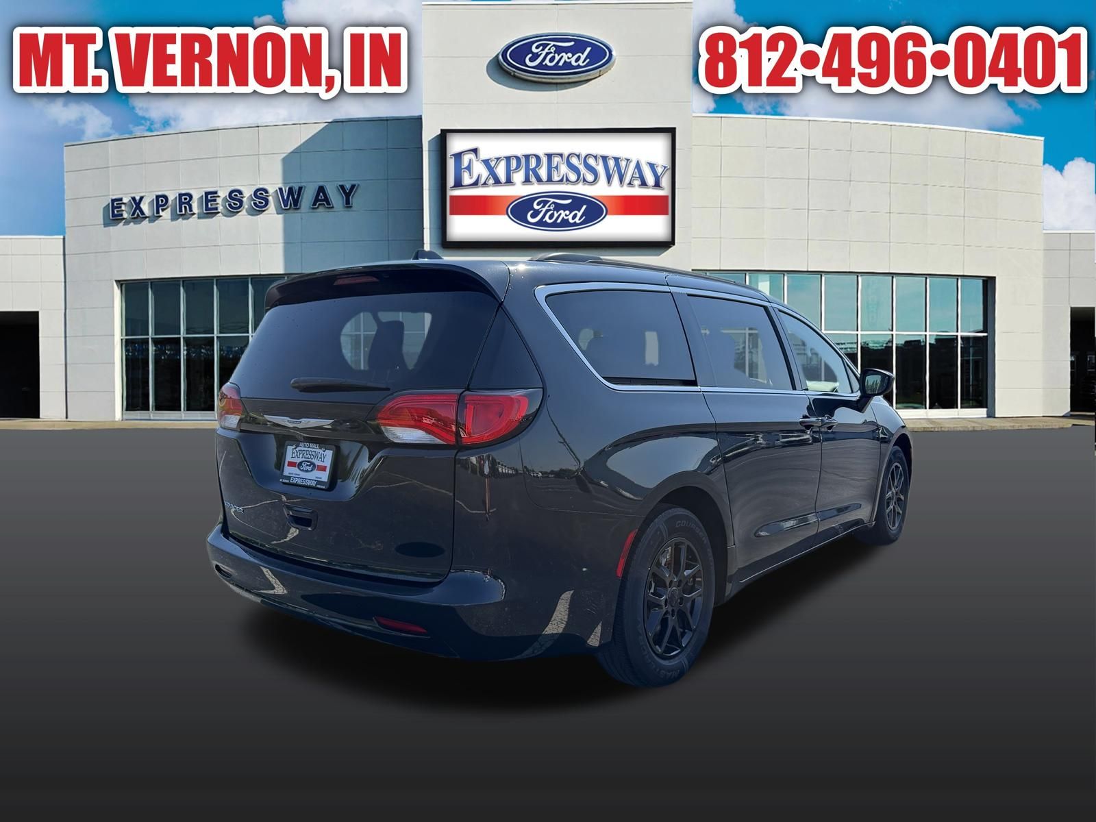 2020 Chrysler Voyager image 6