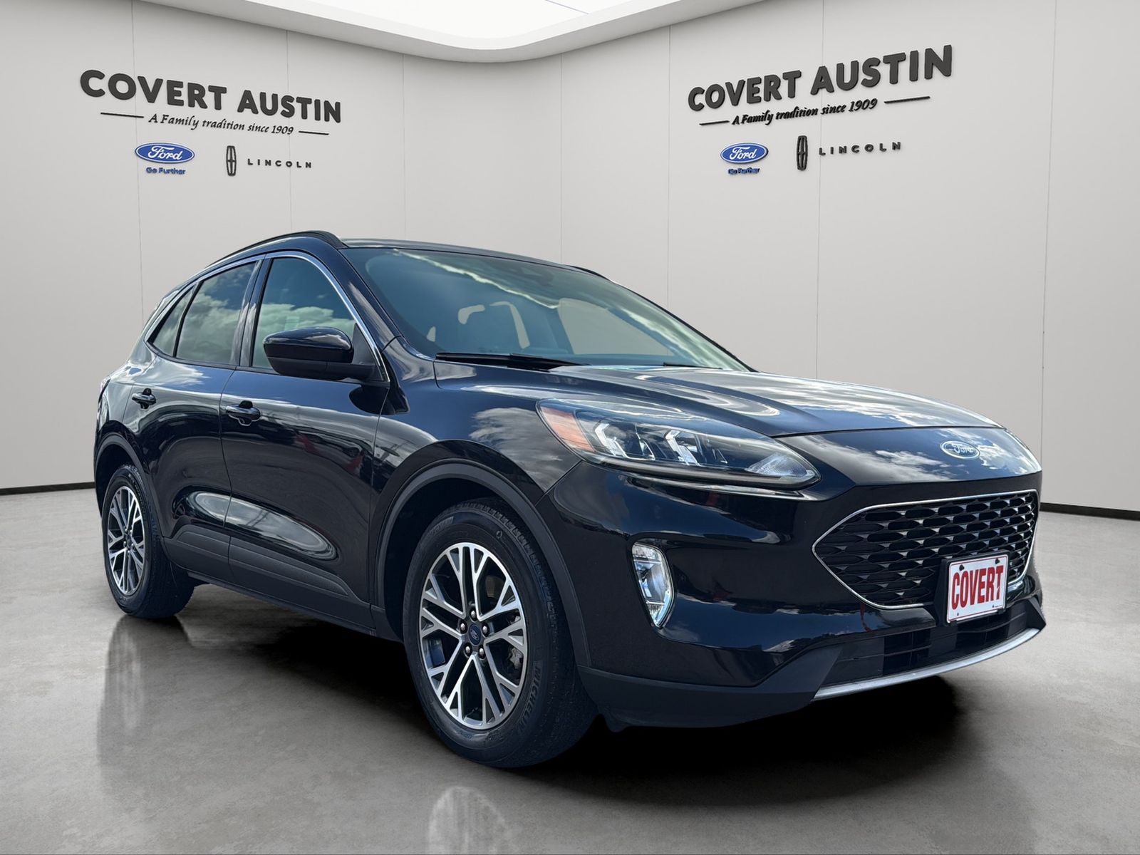 Certified Used 2020 Black Ford SEL image 7
