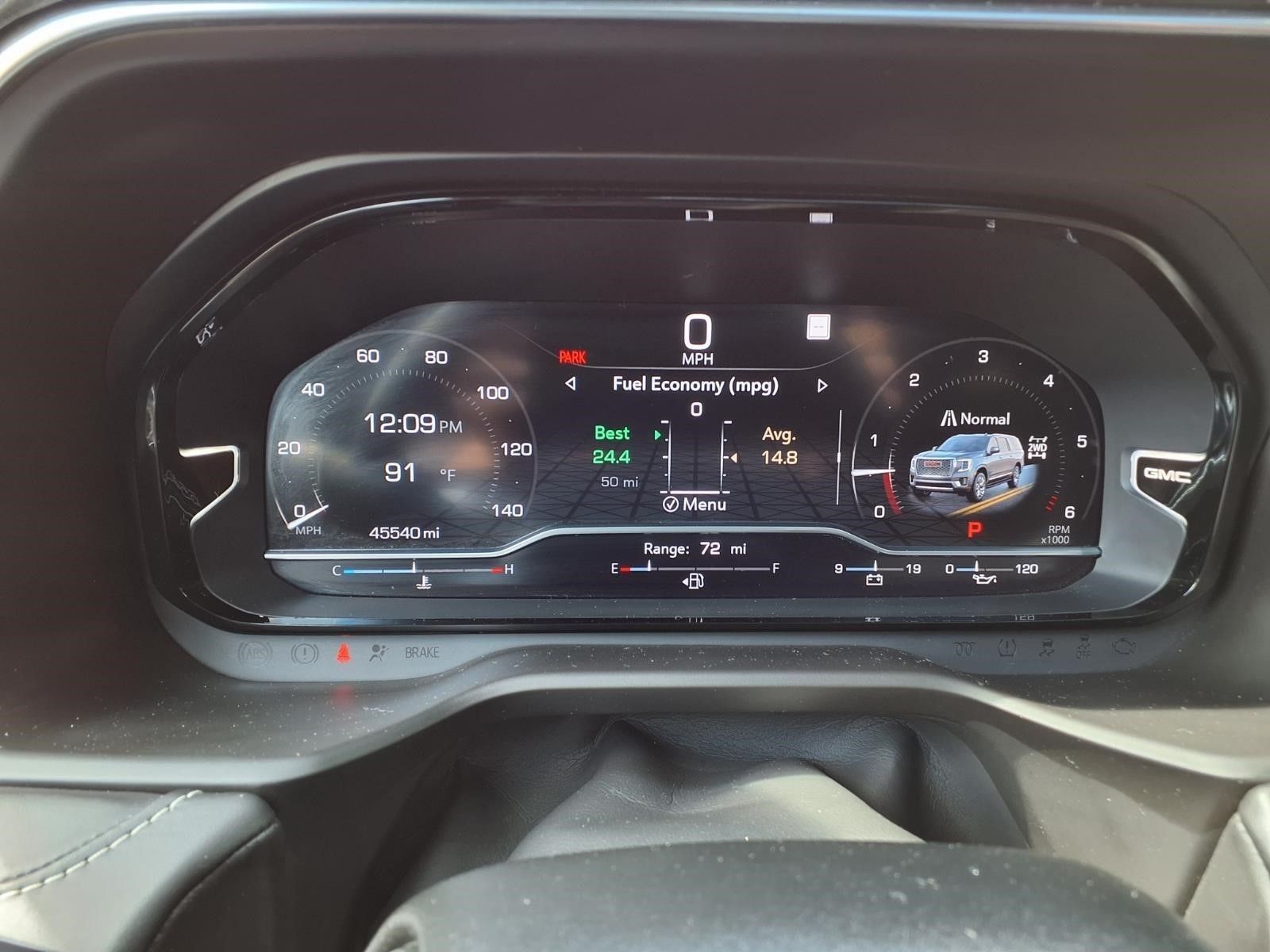2023 GMC Yukon Denali Ultimate White at DeMontrond Auto Country