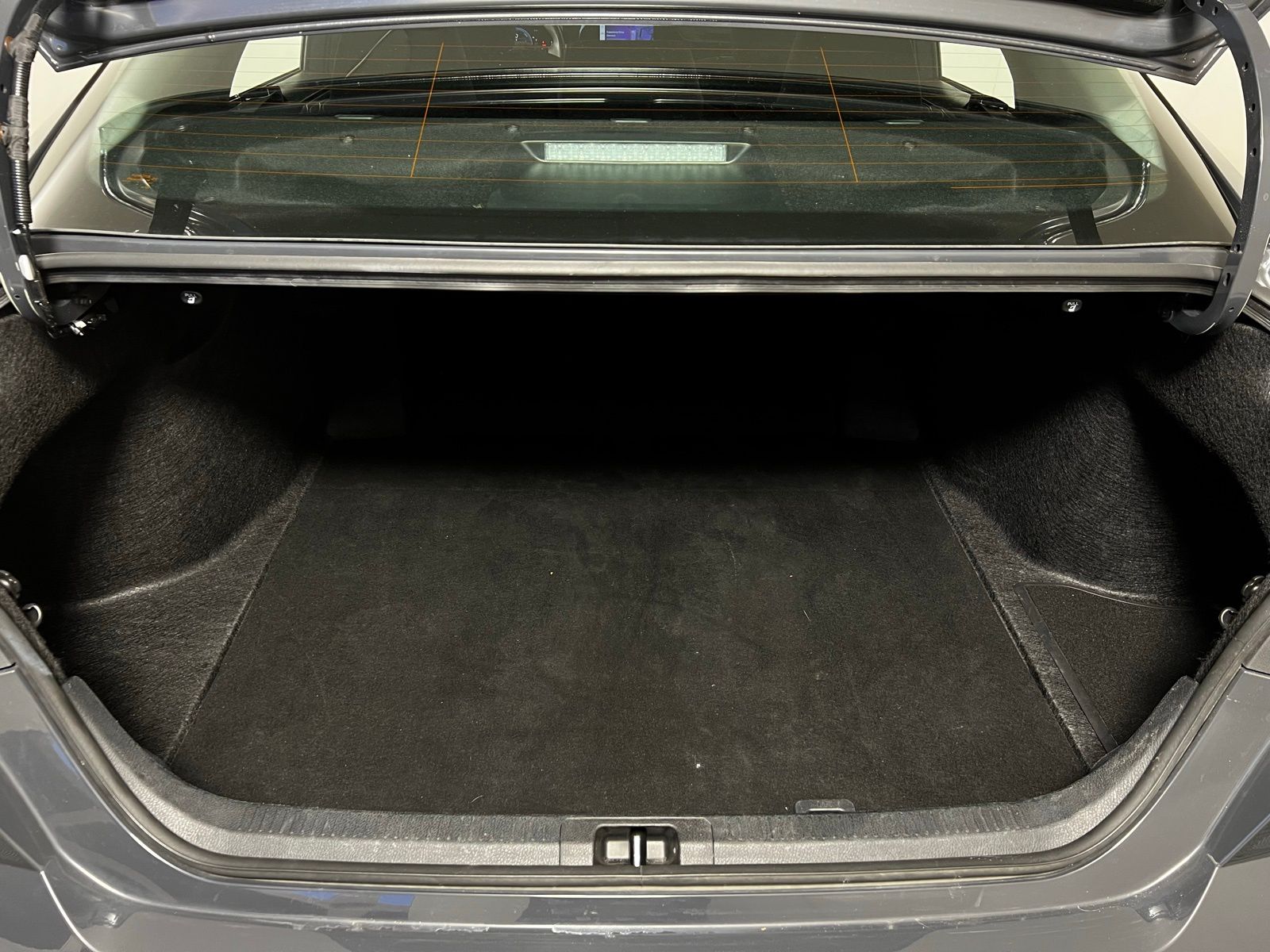 Thumbnail: 2025 Toyota Camry - 23