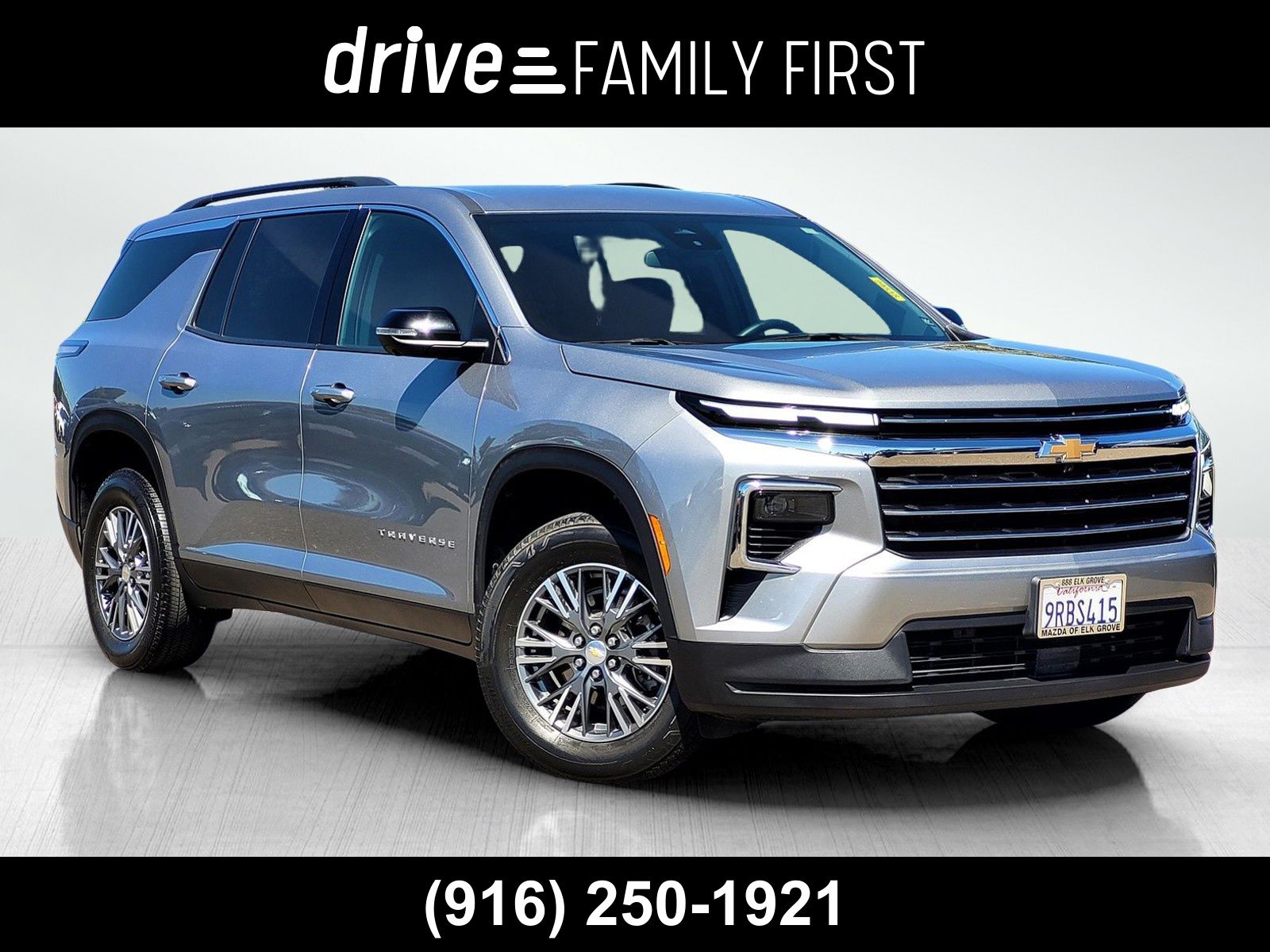 Sterling Gray Metallic 2024 Chevrolet Traverse SUV / Crossover Four-Wheel Drive 8-Speed Automatic