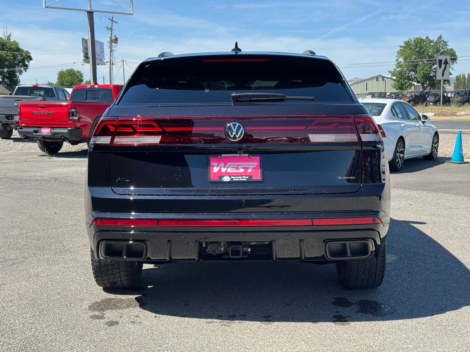 Used 2025 Volkswagen Atlas Cross Sport SUV