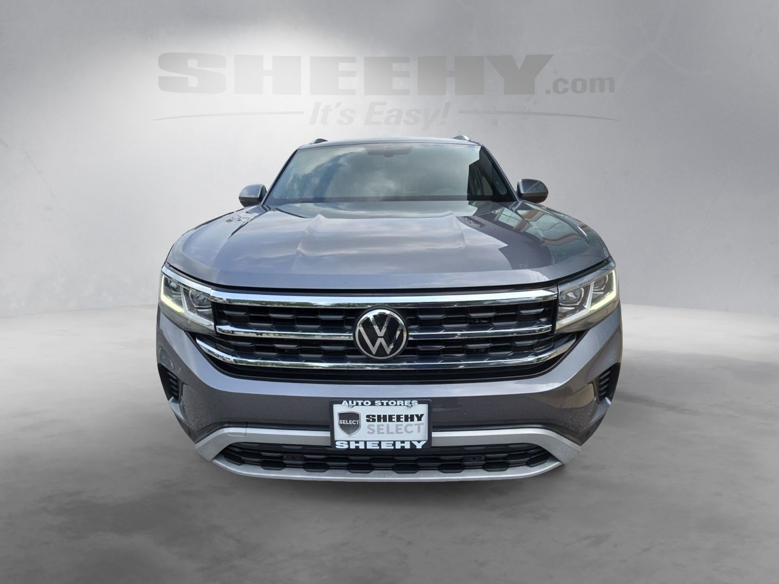 Used 2023 Gray Volkswagen 3.6L V6 SE w/Technology image 16