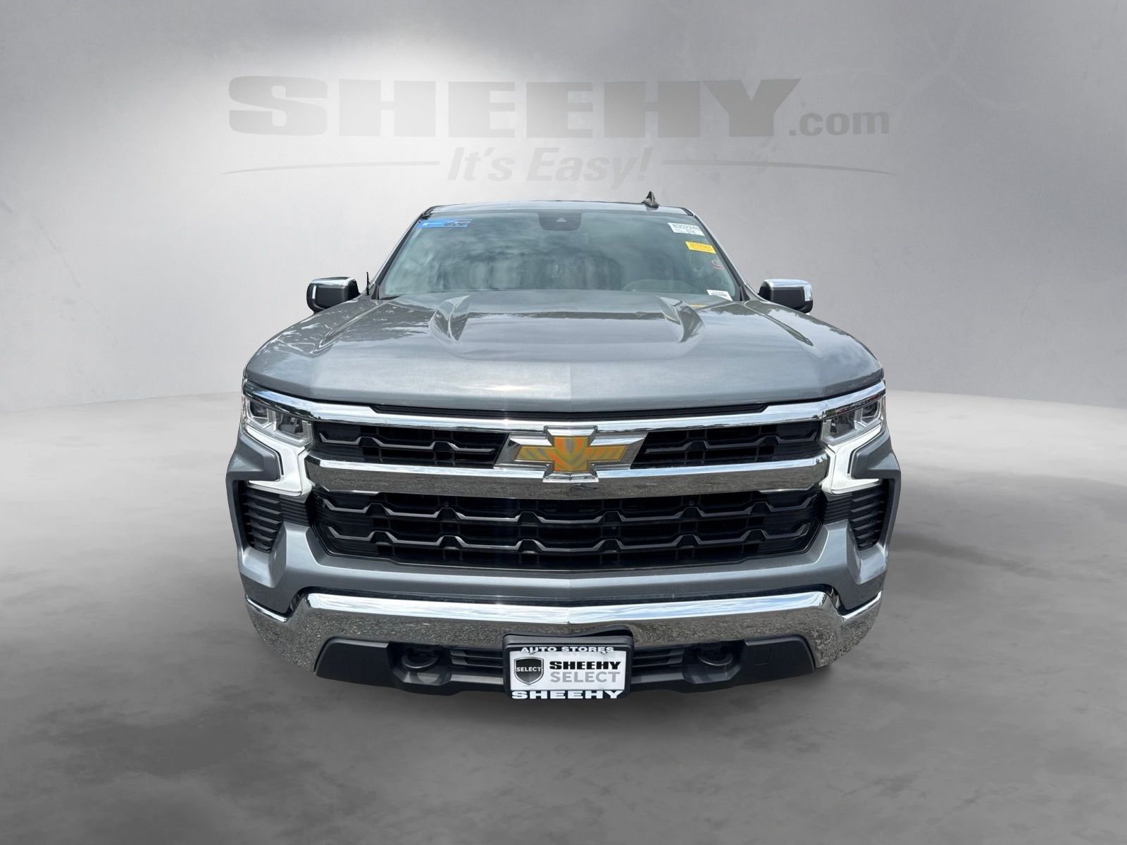 Used 2023 Gray Chevrolet LT image 19