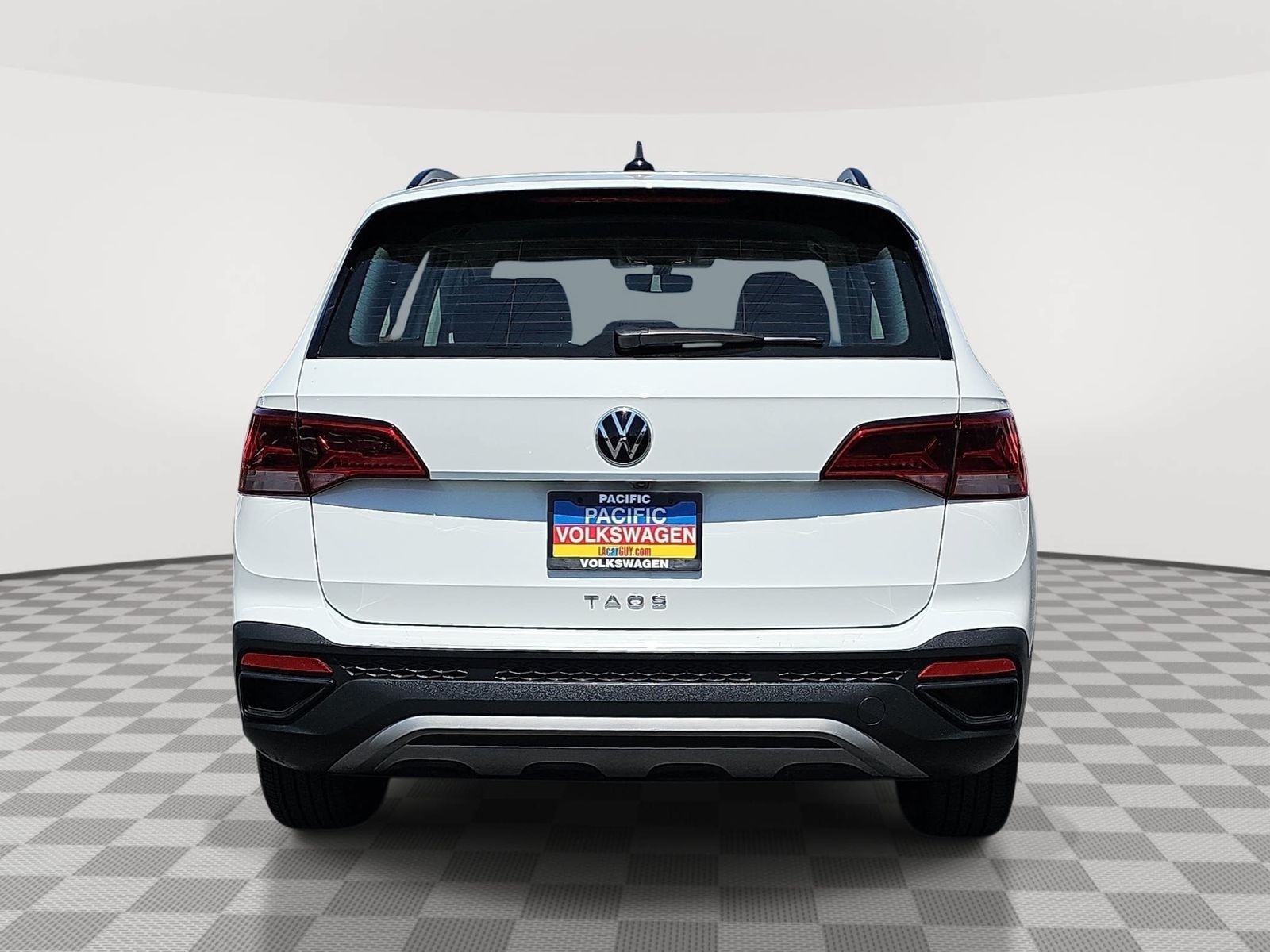 View vehicle photo 6