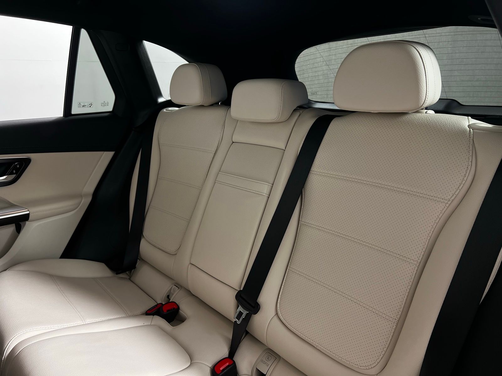 2024 Mercedes-Benz GLC 300 22