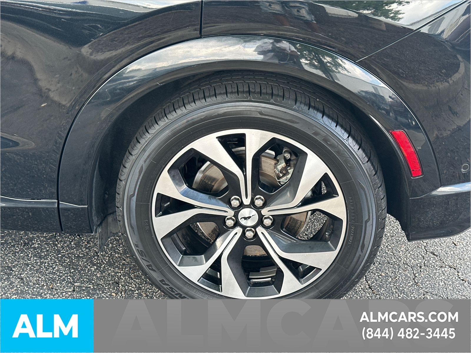Used 2023 Black Ford Premium image 23