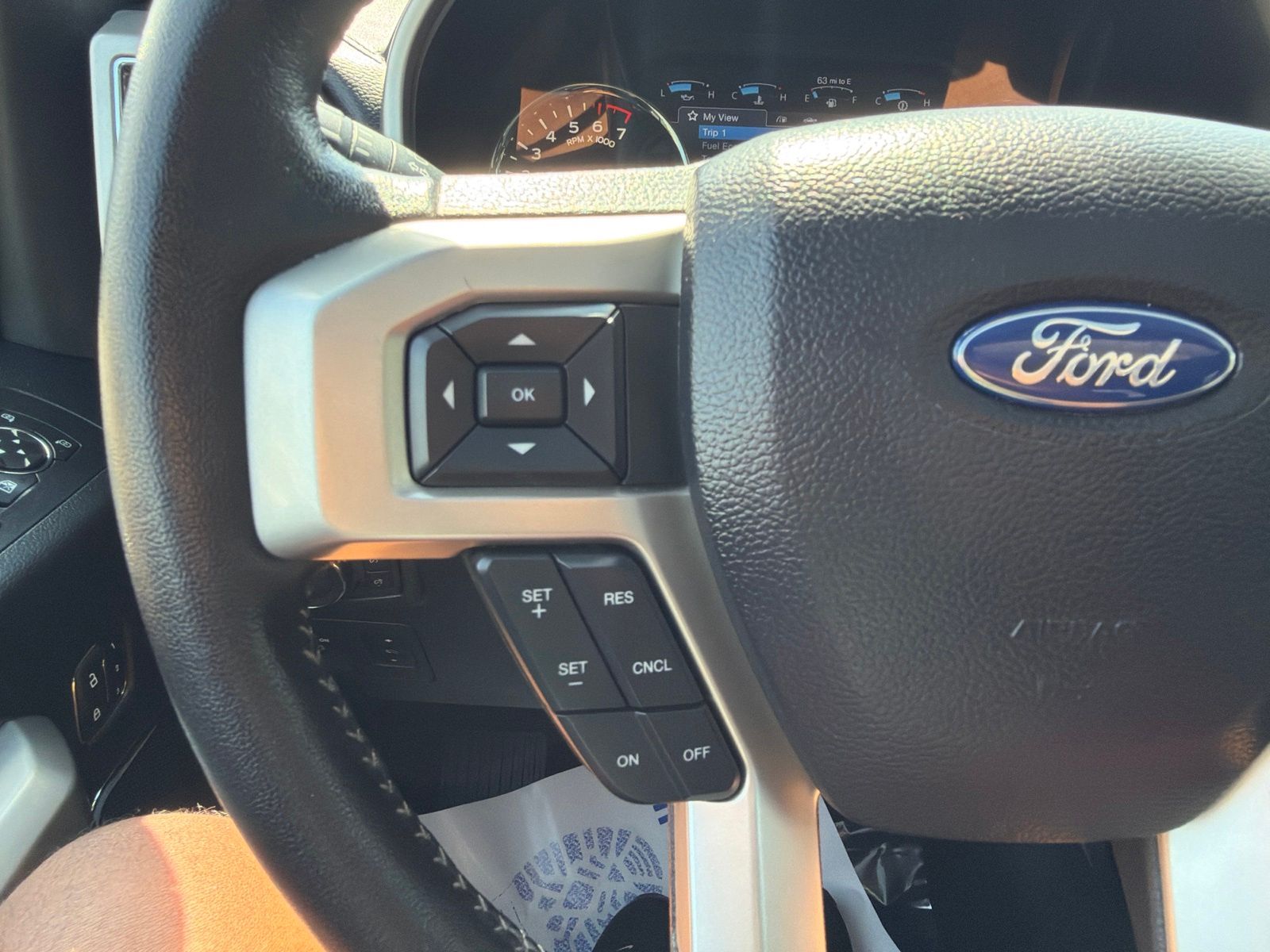 Certified Used 2020 Magnetic Ford Lariat image 18