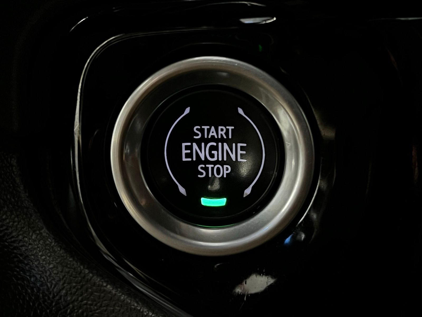 Thumbnail: 2022 GMC Sierra 1500 - 25