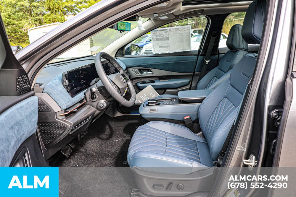 2024 Nissan ARIYA Platinum e-4ORCE photo 17