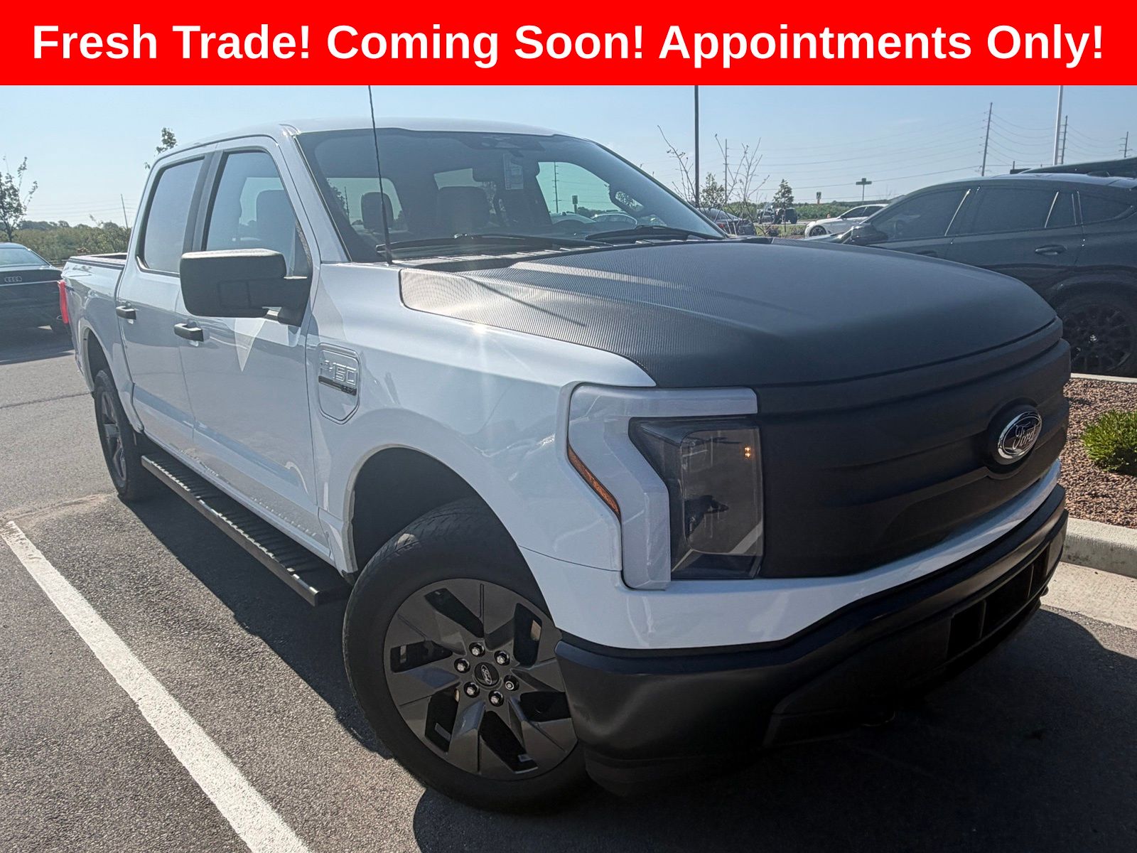 Oxford White 2023 Ford F-150 Lightning Pickup Truck All-Wheel Drive Automatic