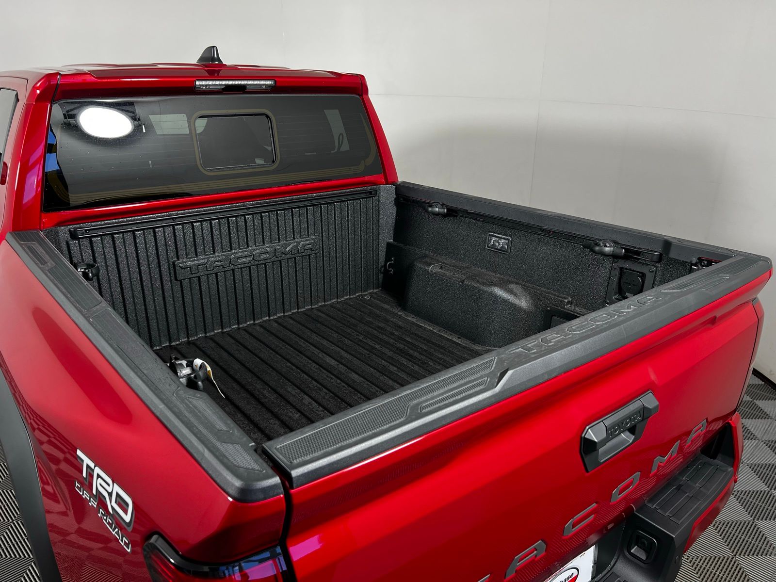 2025 Toyota Tacoma TRD Off-Road 12
