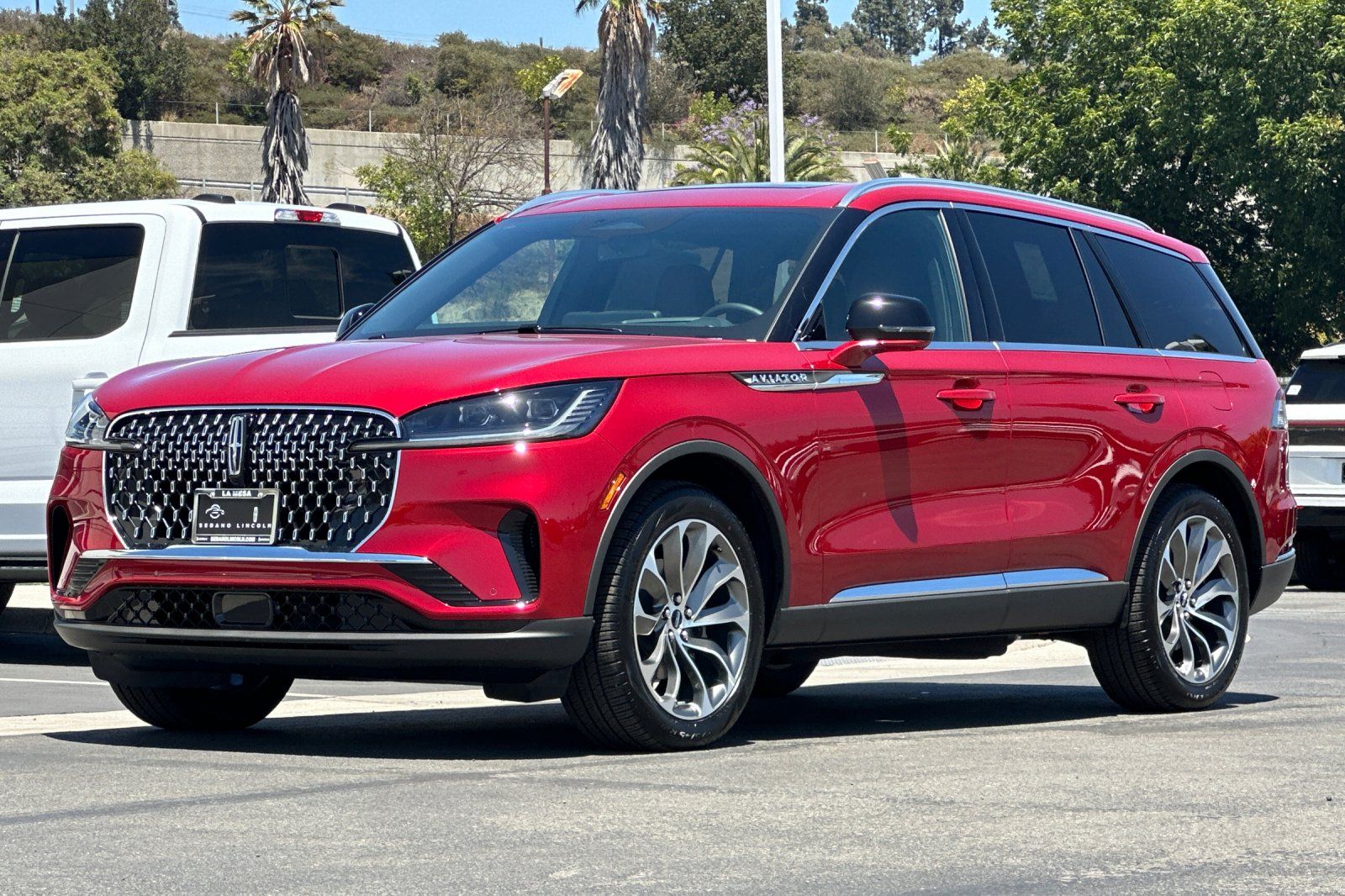 View vehicle photo 7