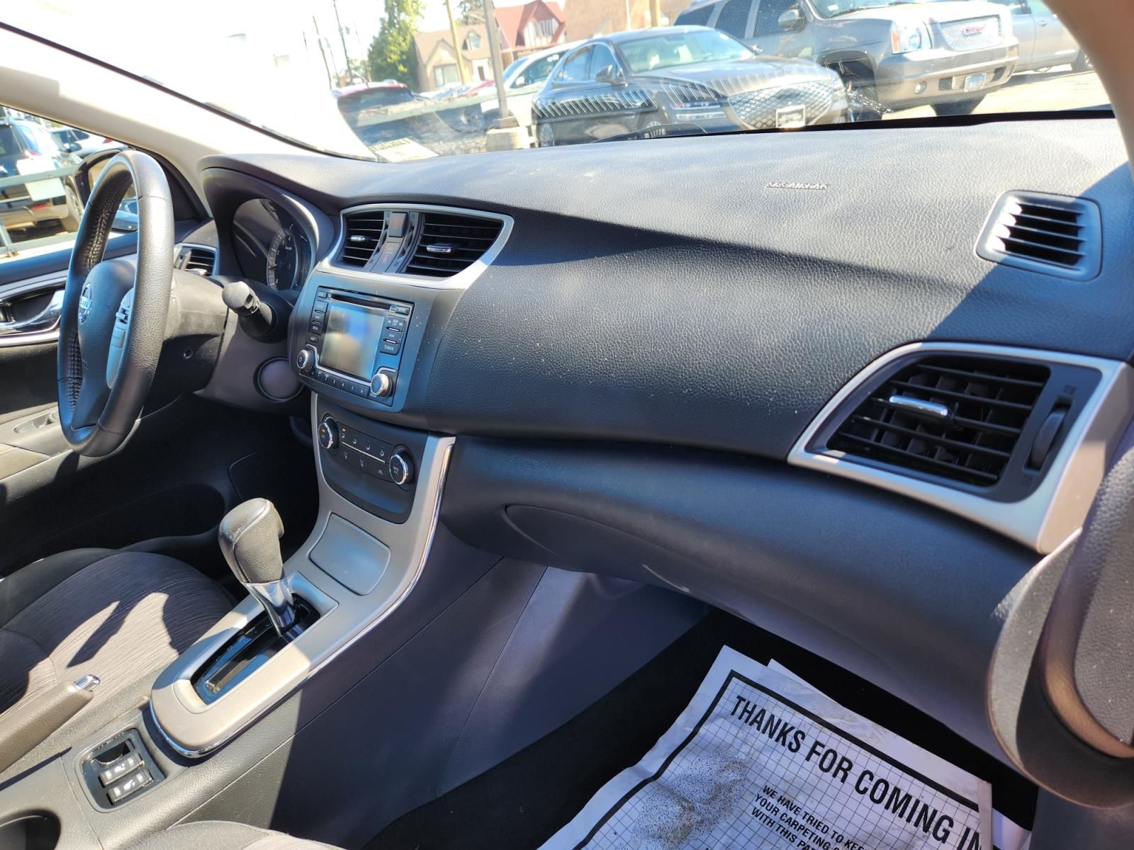 2015 Nissan Sentra SV 29