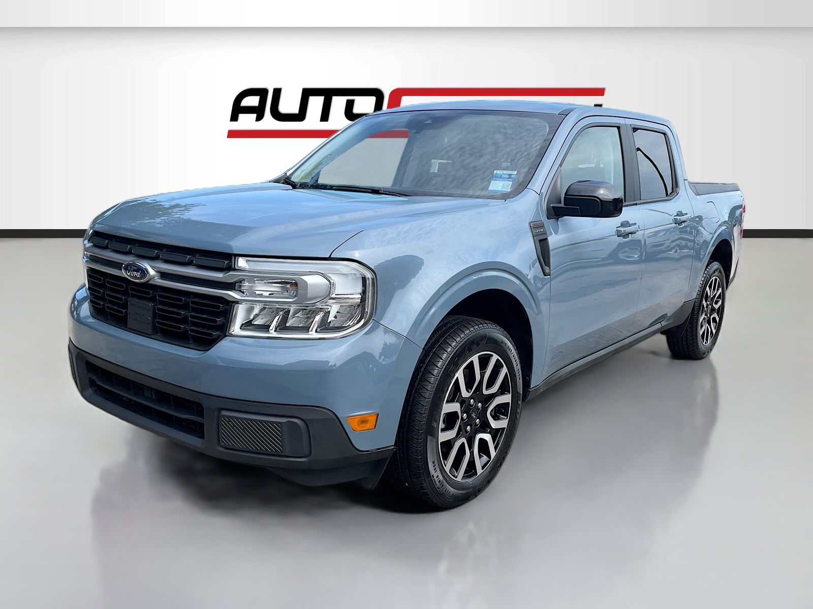 Used 2024 Gray Ford Lariat image 3