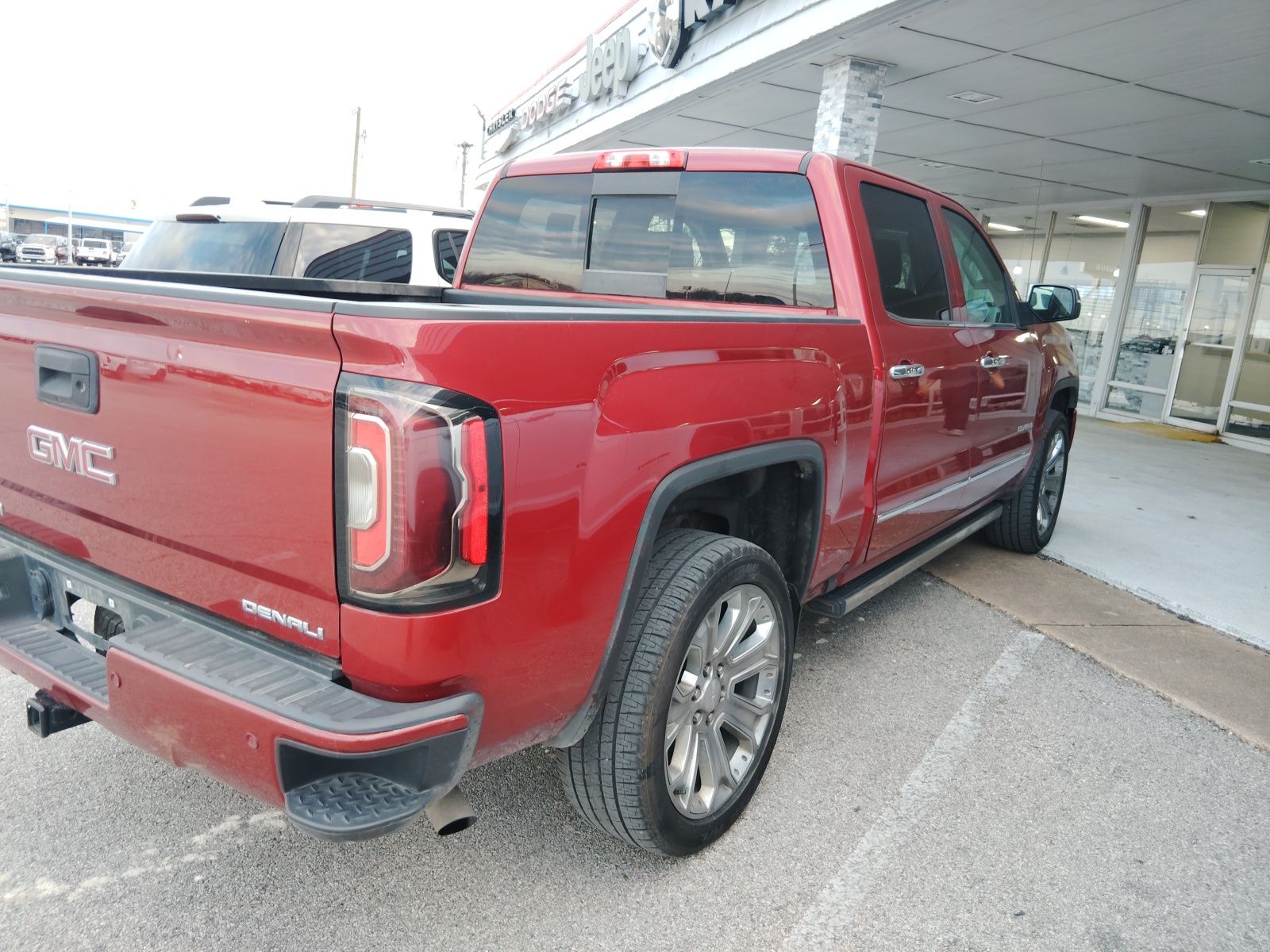 2018 GMC Sierra 1500 Denali 8