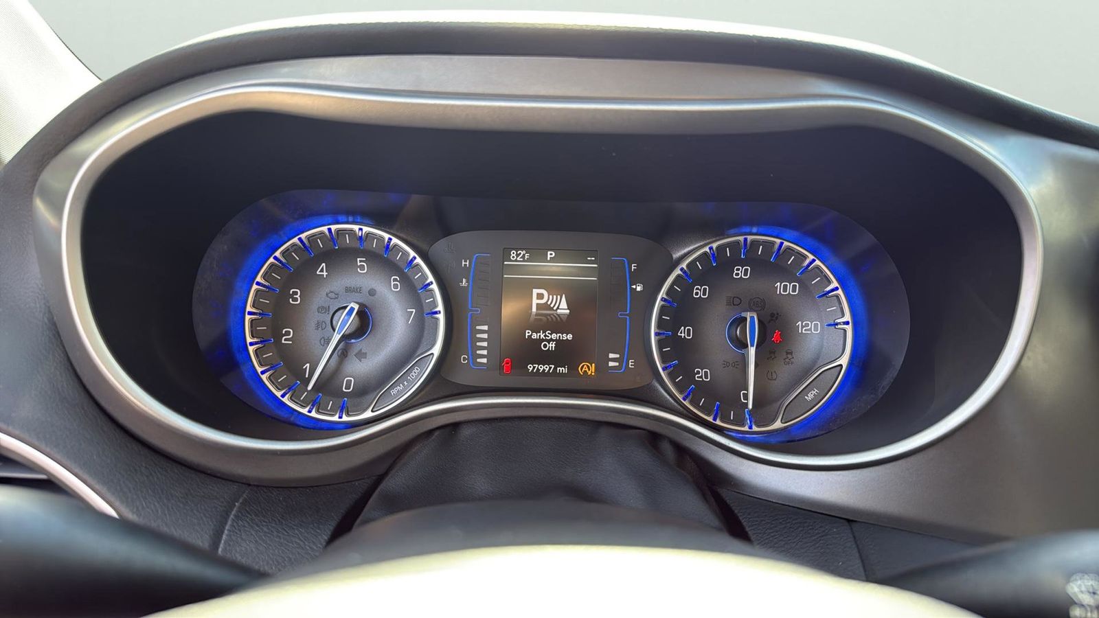 Used Car 2020 Chrysler Pacifica  Touring L For Sale Under $20,000 In Austin, Texas