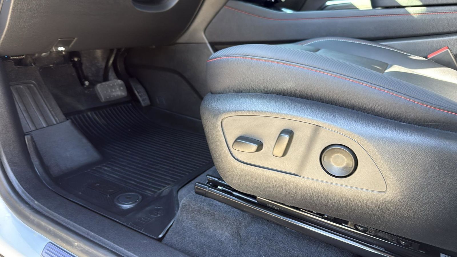 Used Car 2025 Chevrolet Traverse  Z71 For Sale Under $50,000 In Austin, Texas