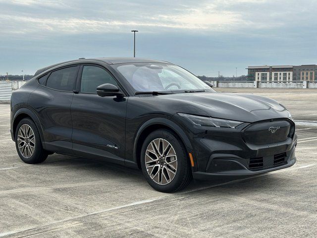2025 Ford Mustang-Mach-e Premium's photo