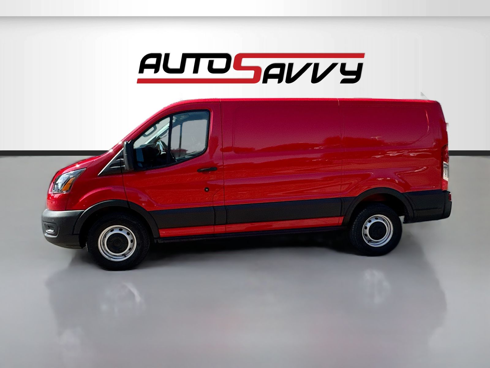 Used 2025 Red Ford Base image 4