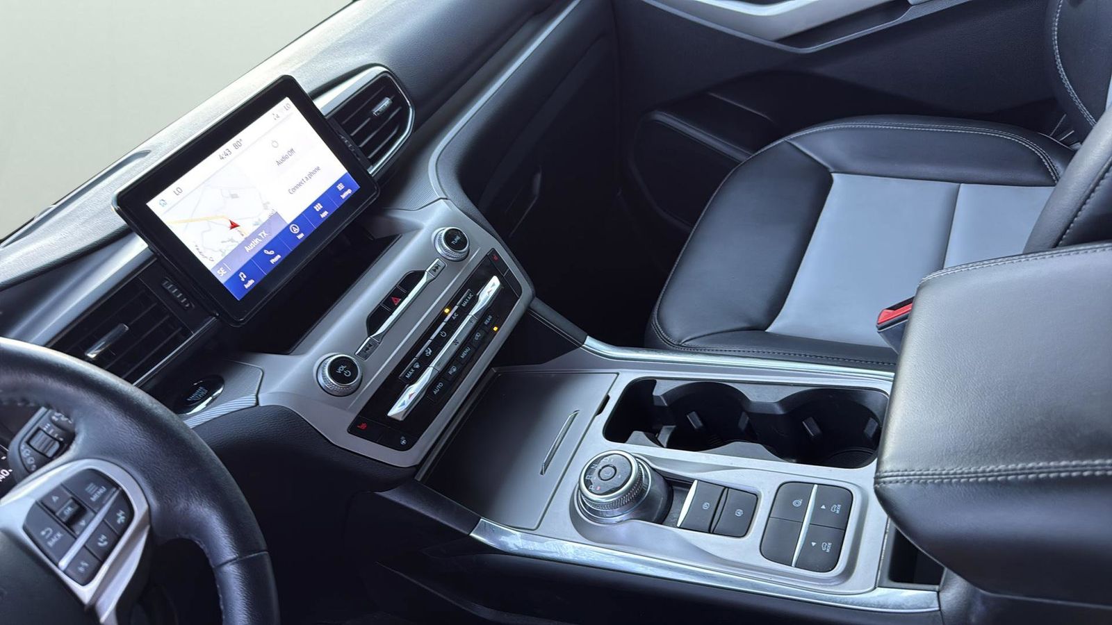 Used Car 2023 Ford Explorer  Xlt For Sale Under $35,000 In Austin, Texas