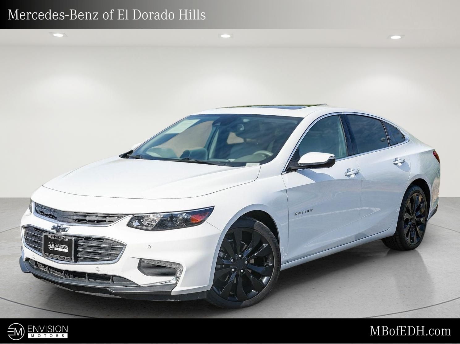 Summit White 2018 Chevrolet Malibu Sedan Front-Wheel Drive 9-Speed Automatic