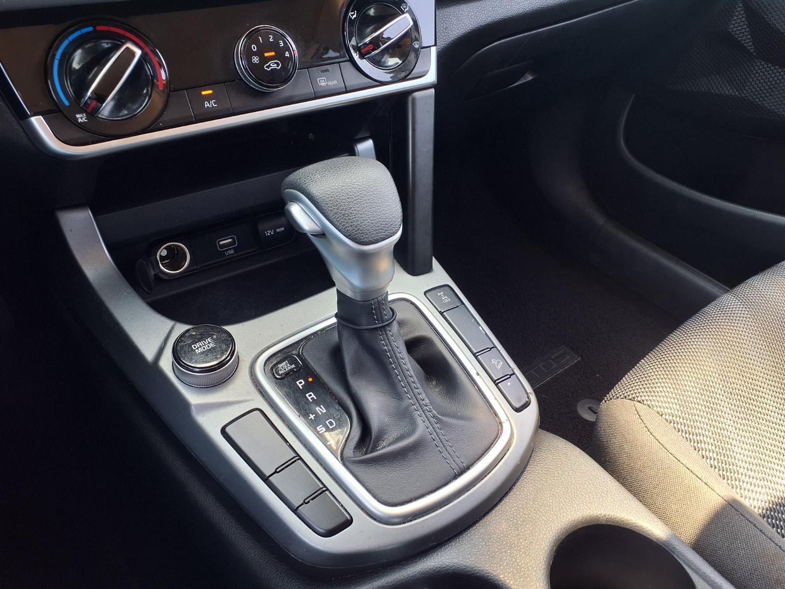 2022 Kia Seltos LX Black at DeMontrond Auto Country