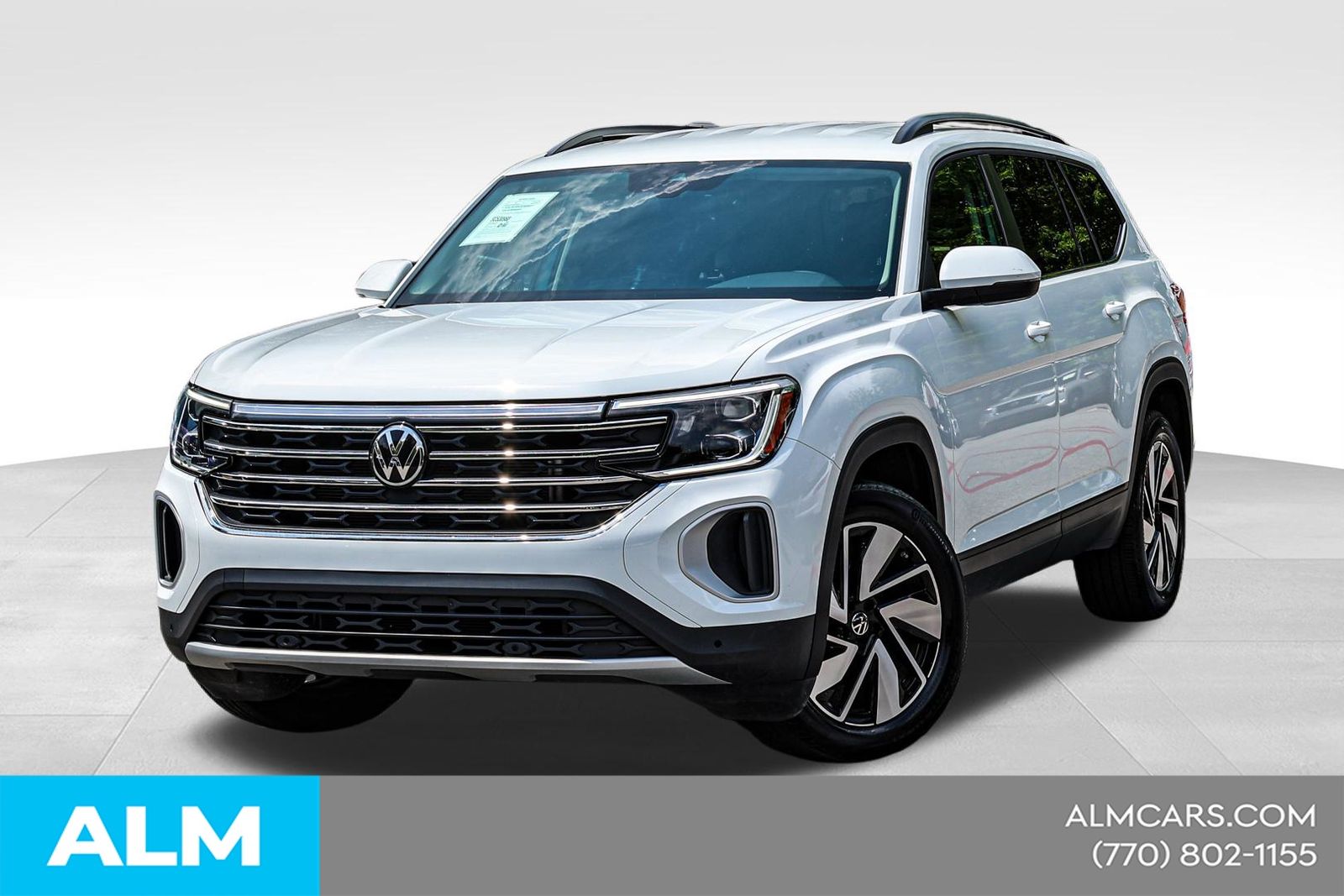 2025 Volkswagen Atlas 2.0T SE w/Technology