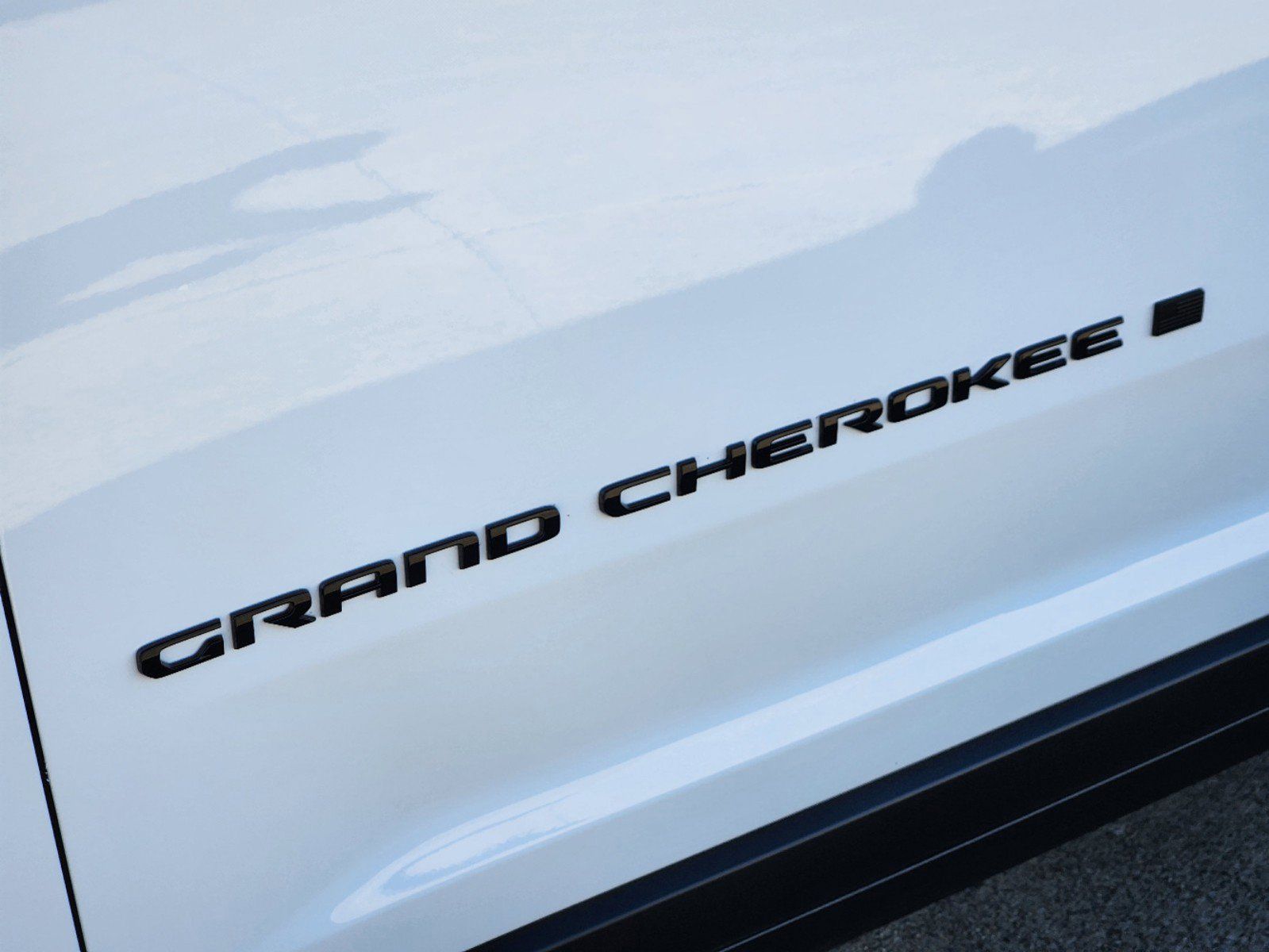 2025 Jeep Grand Cherokee Altitude X 10