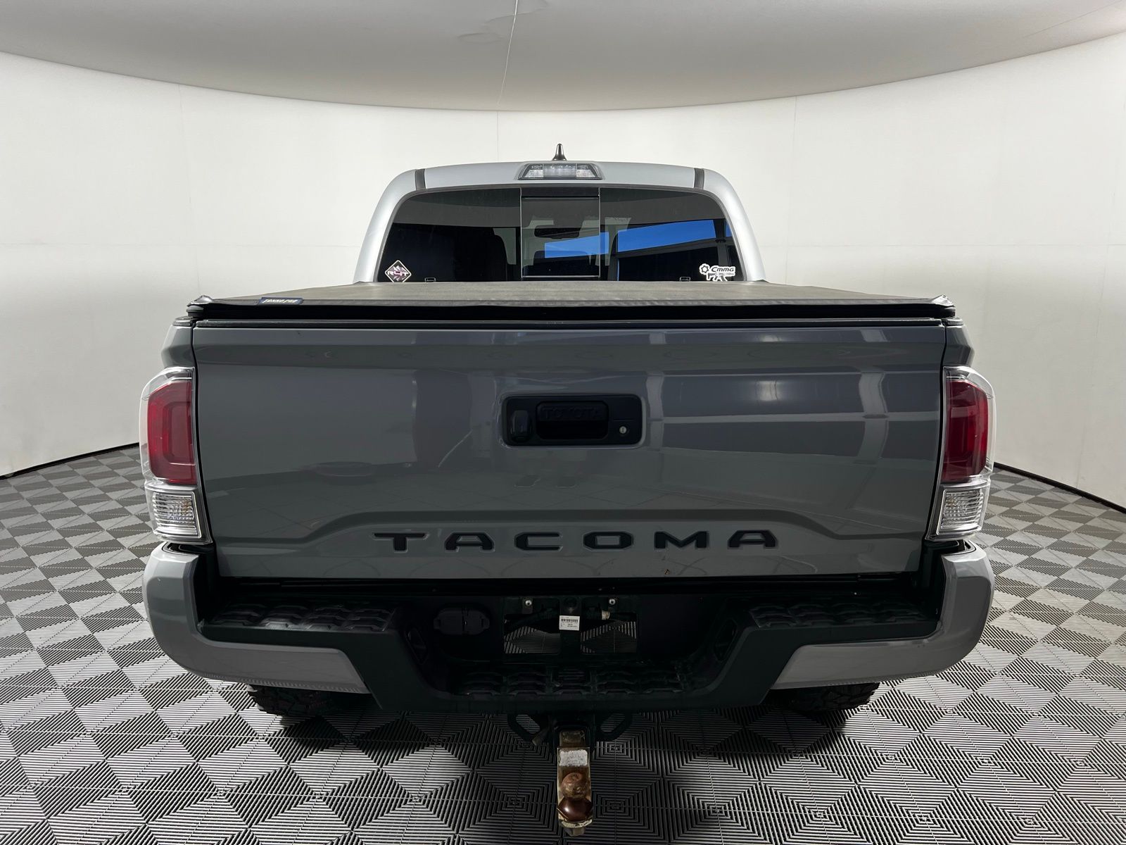 Thumbnail: 2020 Toyota Tacoma - 6