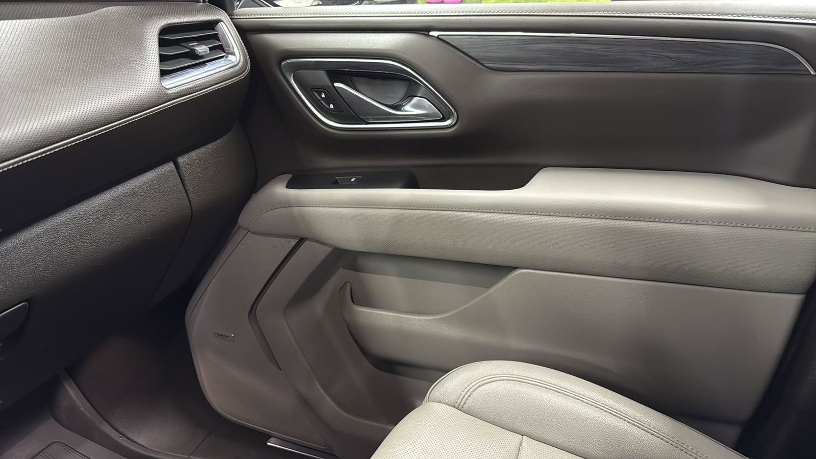 Used Car 2023 Gmc Yukon Xl  Slt For Sale Under $50,000 In Austin, Texas